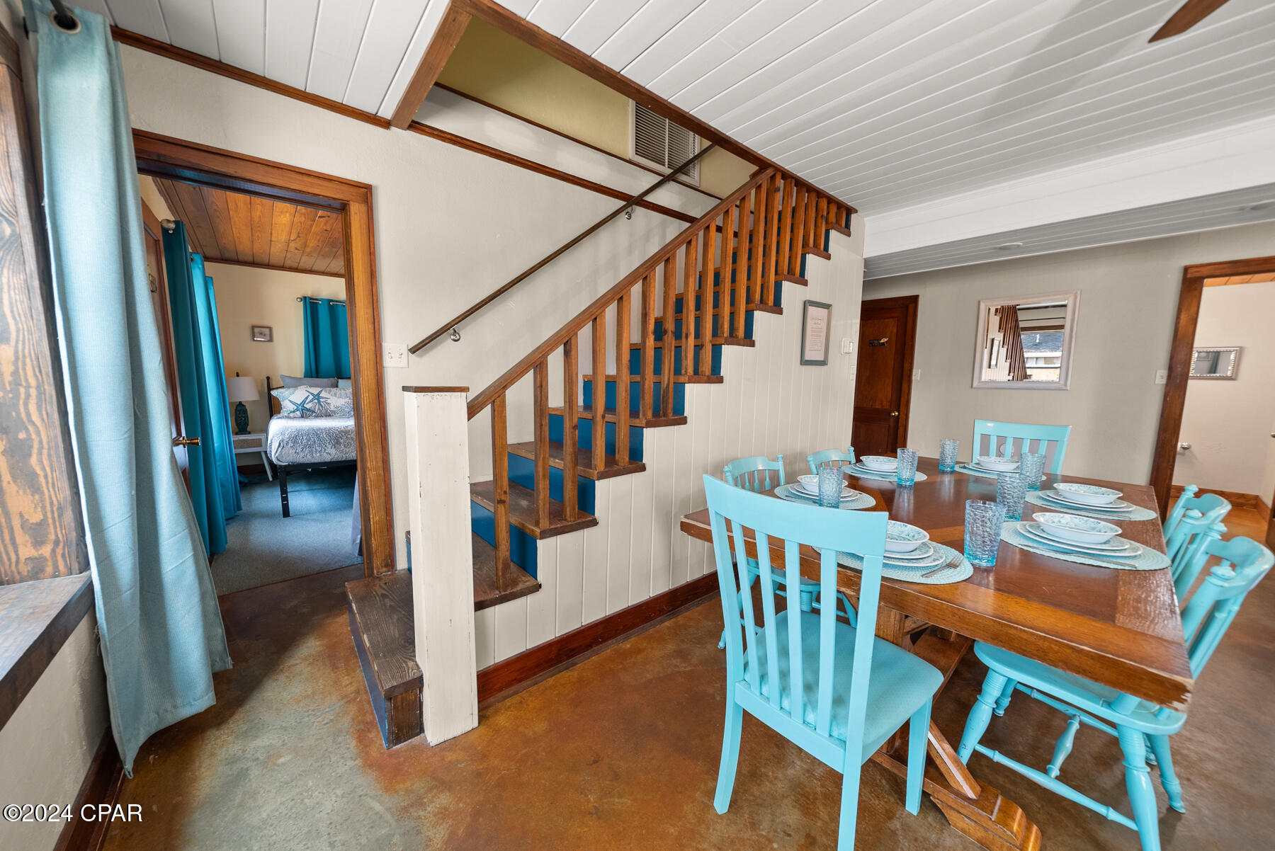 Laguna Beach Estates 1st Add - Residential