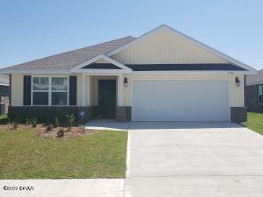 TITUS PARK! ABSOLUTE BARGAIN! UNBELIEVABLE PRICE!! PRICED LOW & FIRM FOR YOUR PRE-APPROVED BUYER WHO WANTS A GREAT DEAL ON A SUPER HOME IN A GREAT AREA. DON'T MISS OUT ON THIS GOLDEN OPPORTUNITY FOR A FANTASTIC HOME IN A WONDERFUL AREA!!!!