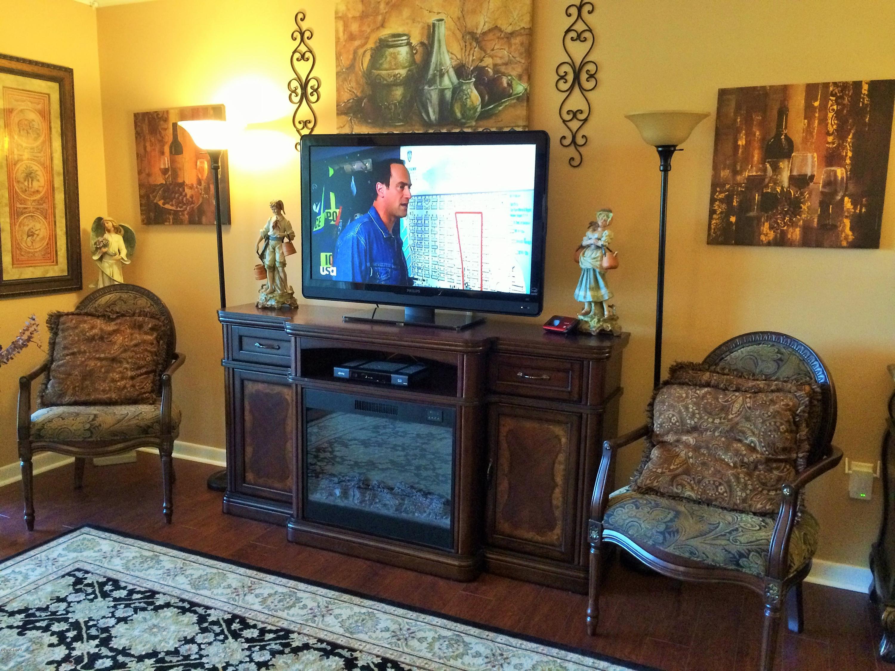 Leisure #1 Condo - Residential