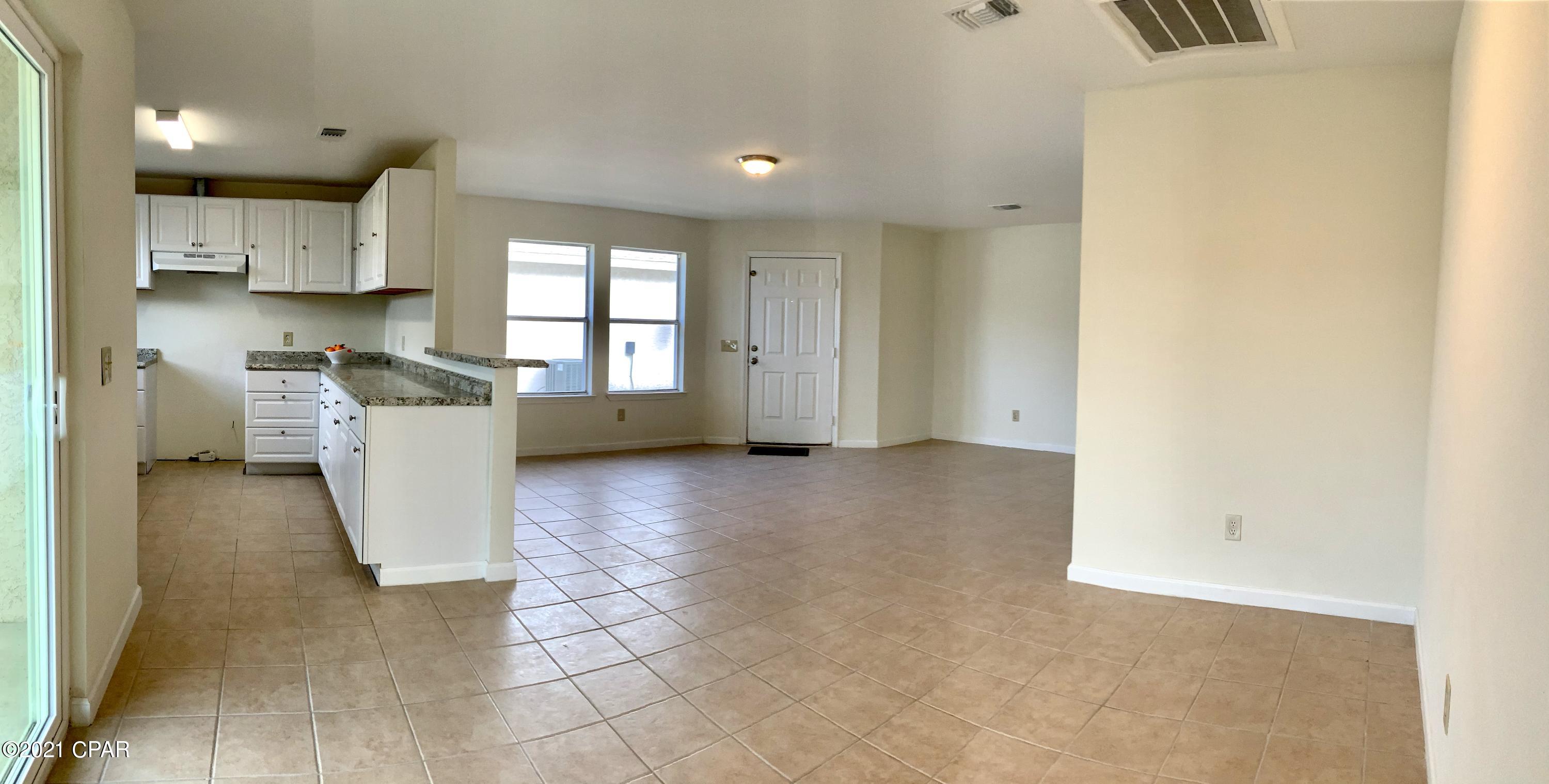 Pine Tree Place Unit 1 - Residential