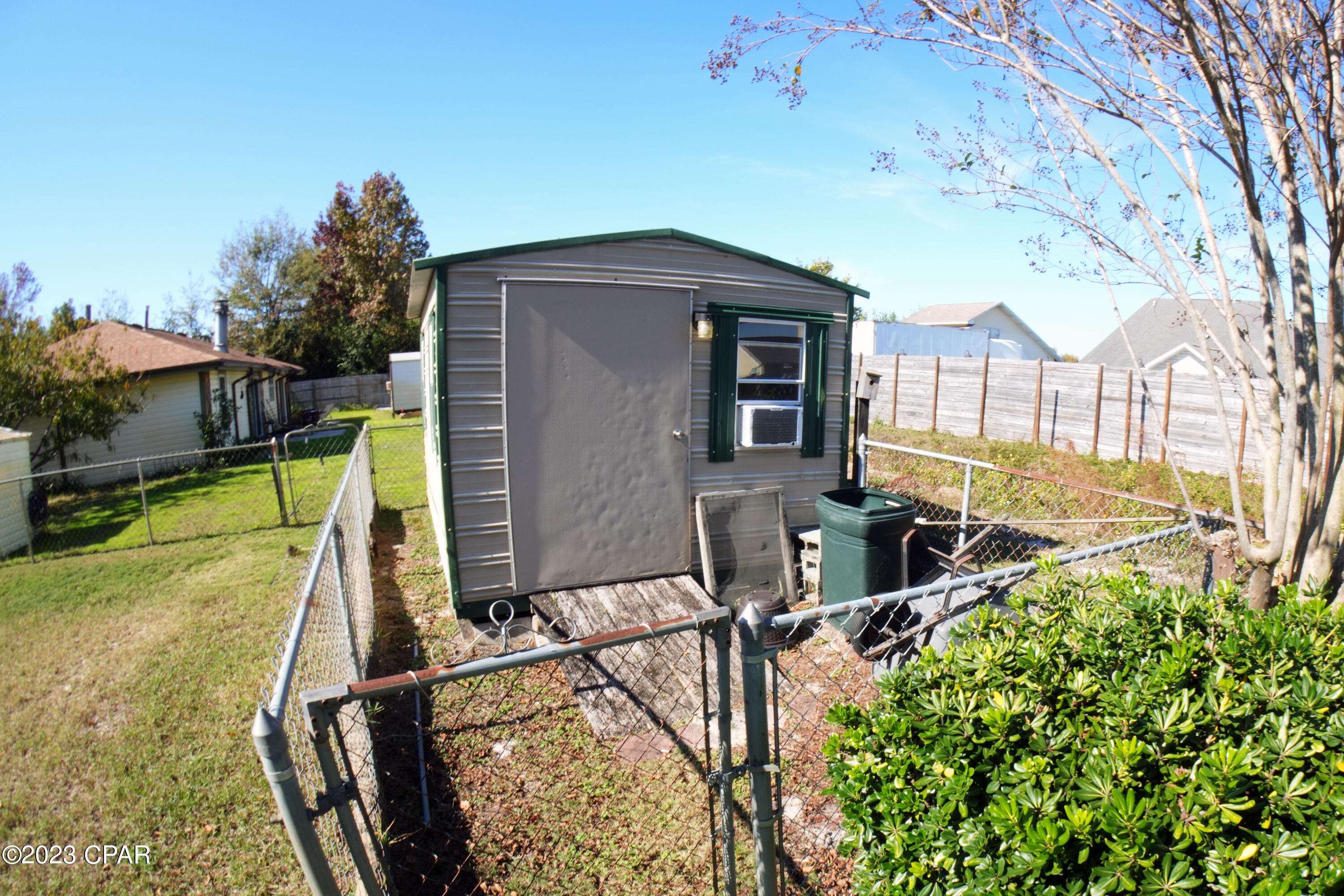 Venetian Villa 1st Add Replat - Residential