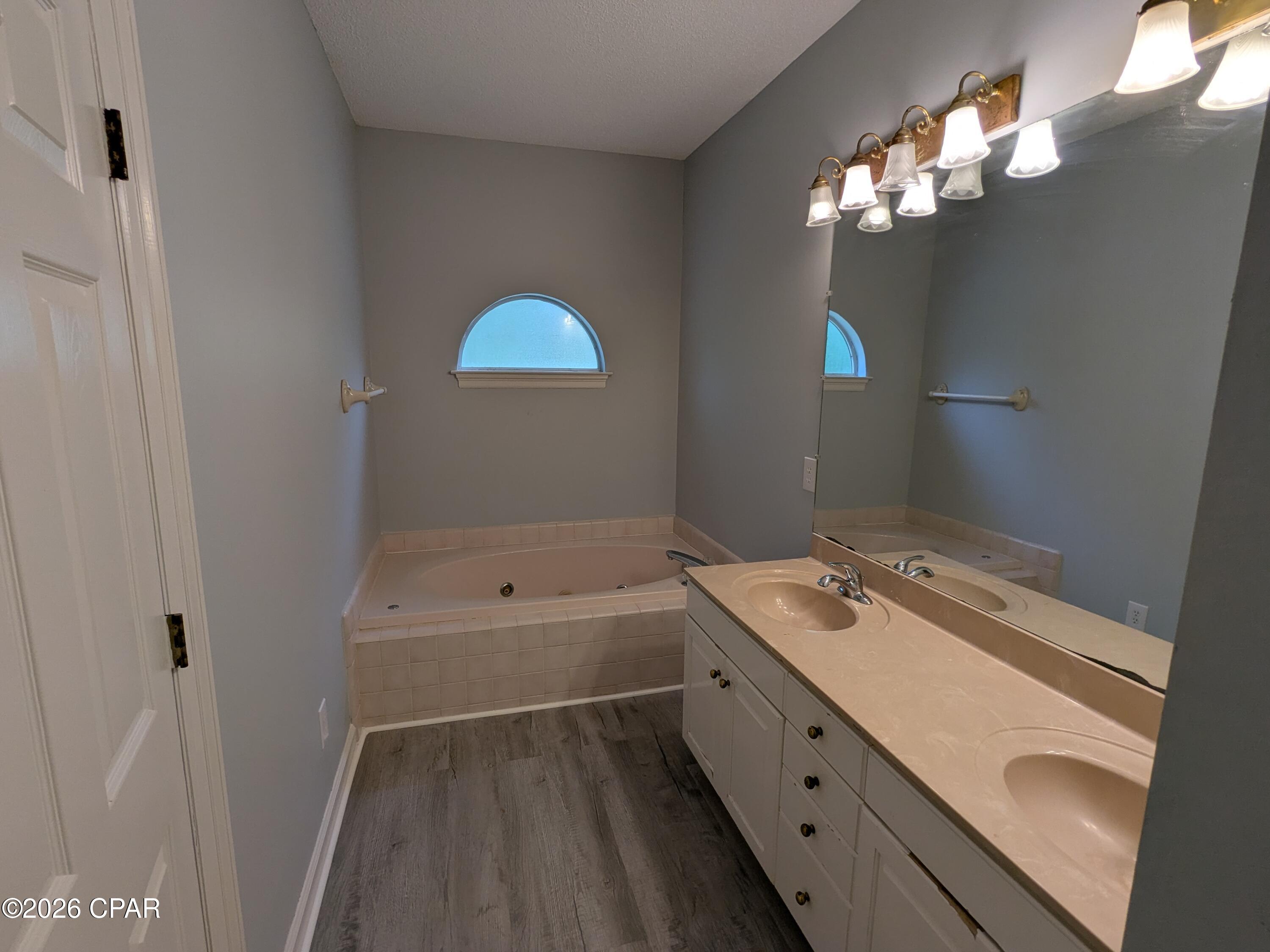 North Oaks - Residential
