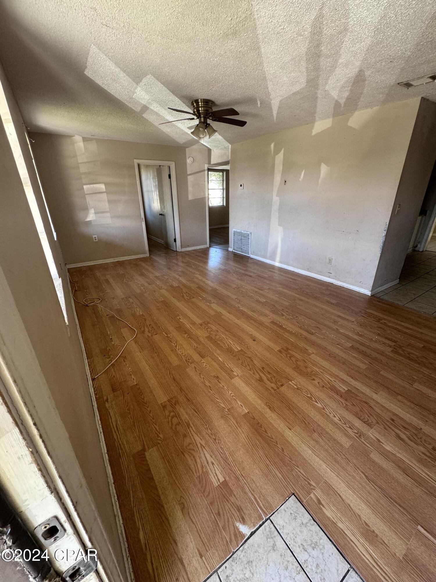 Drummond Park 1st Add - Residential