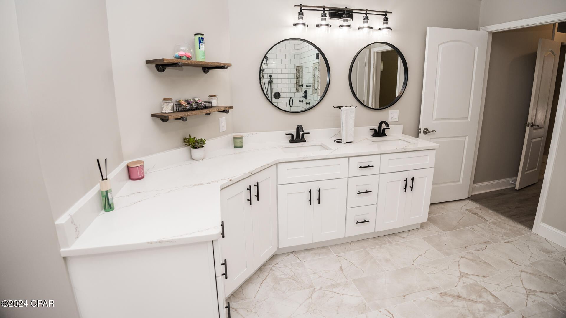 The Landings - Residential