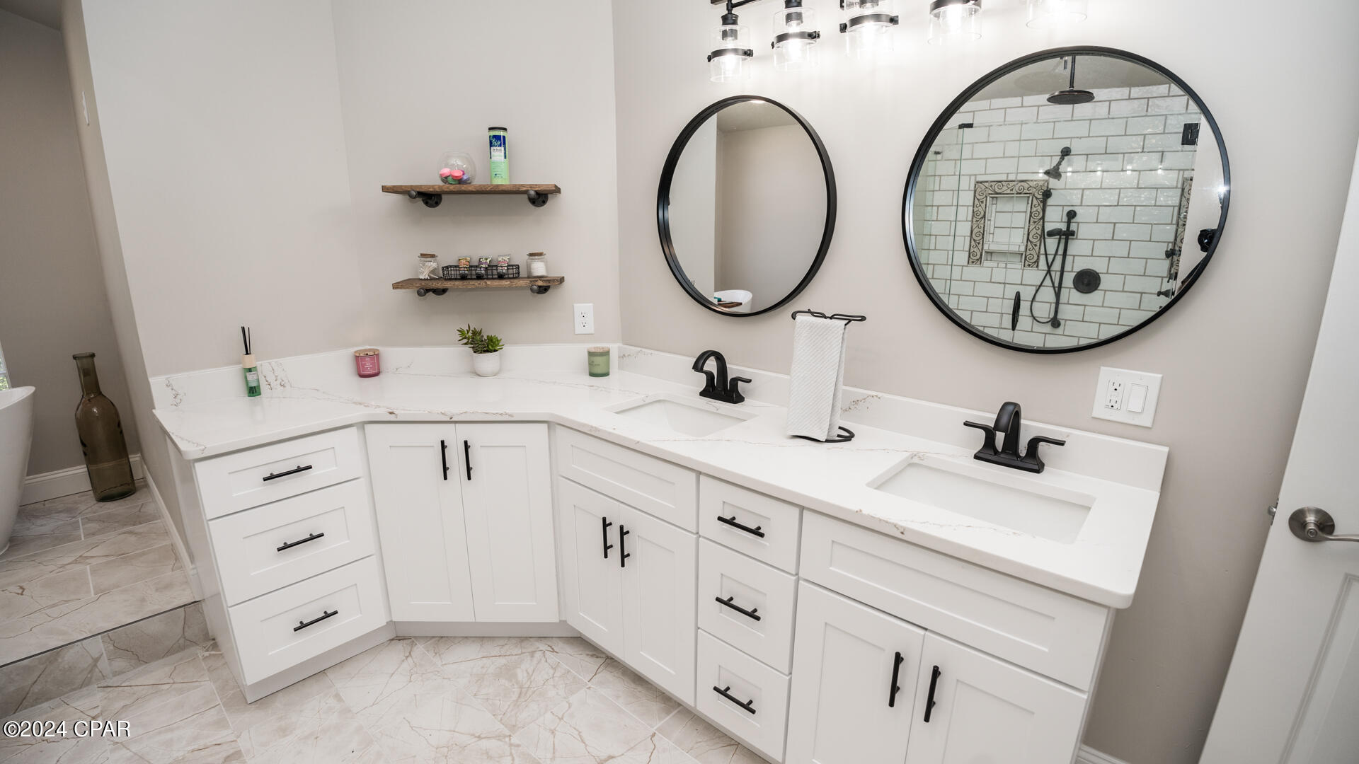 The Landings - Residential