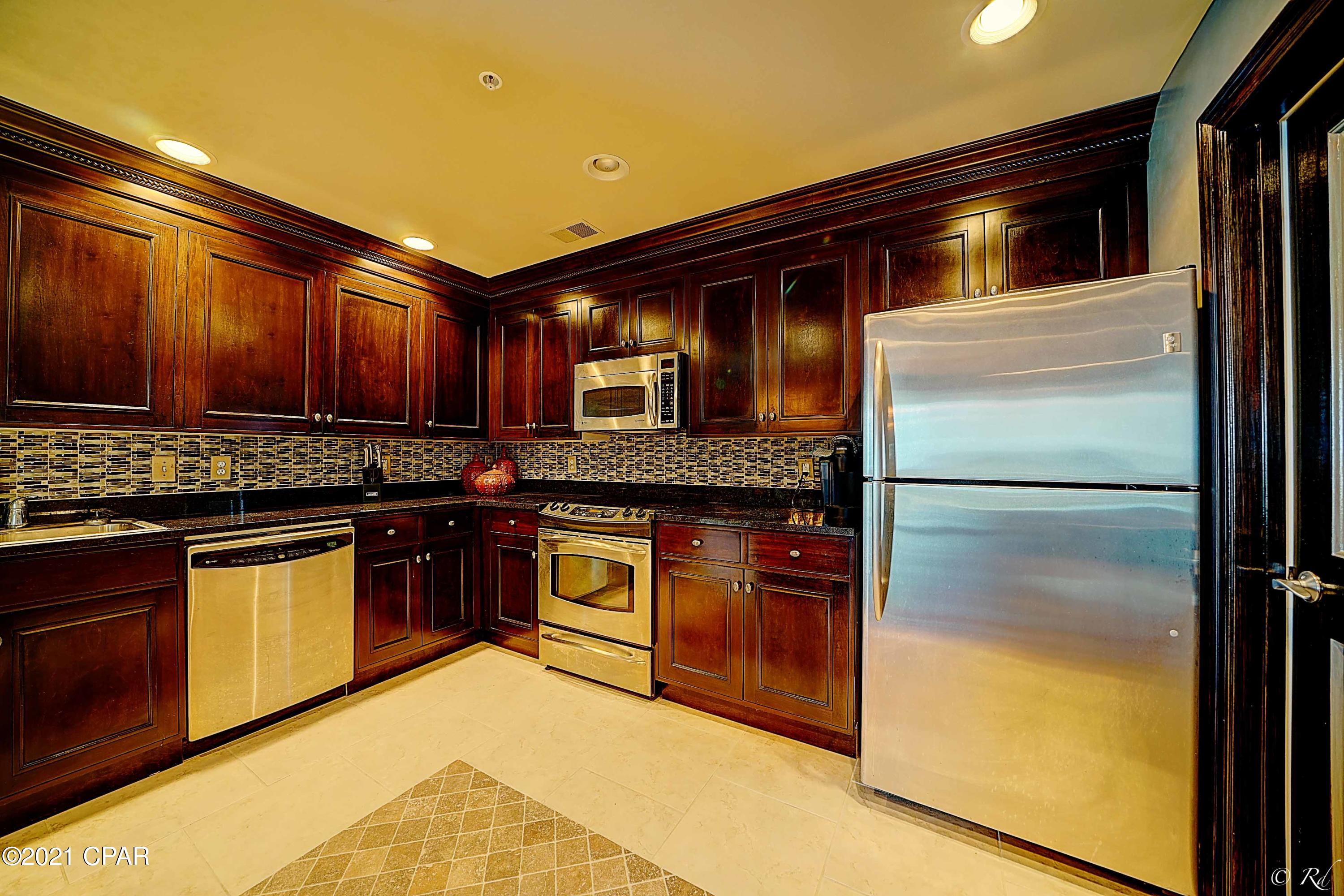 Marina Landing - Residential