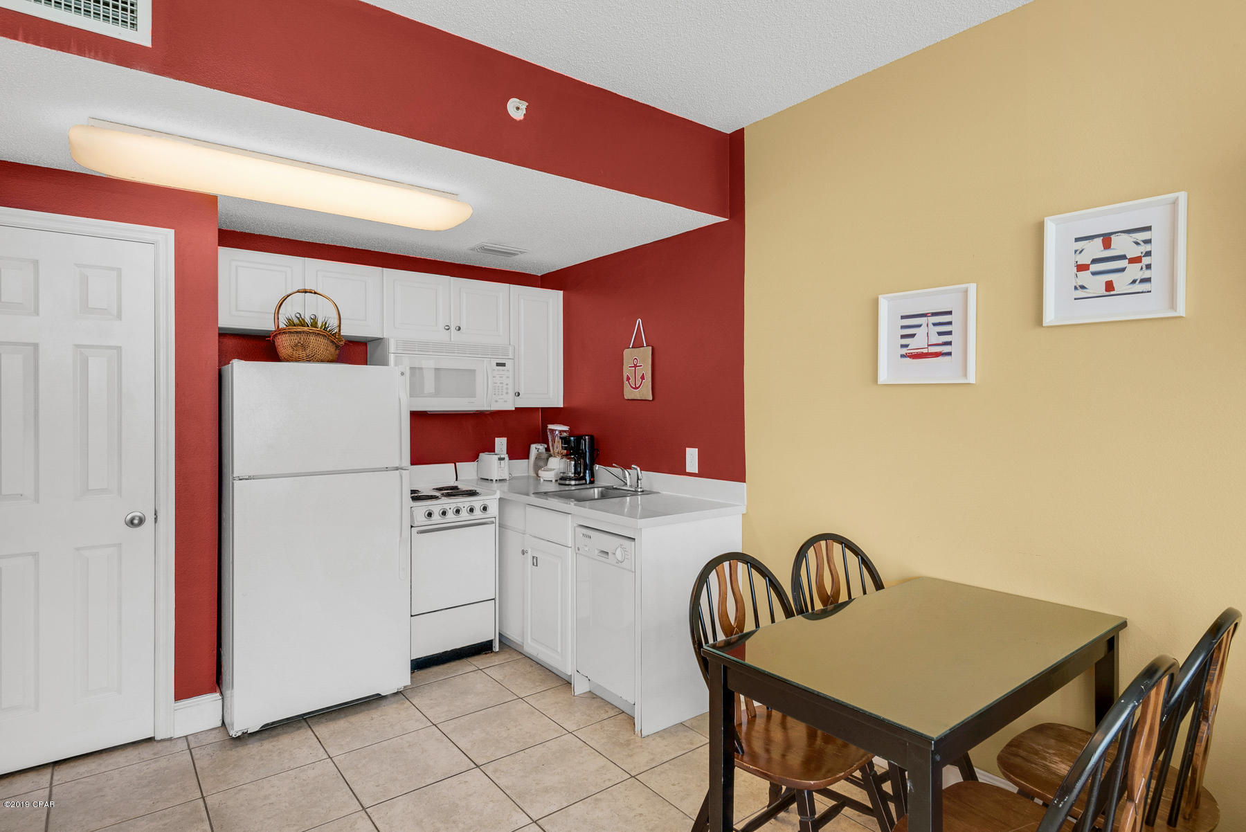 Majestic Beach Tower I - Residential