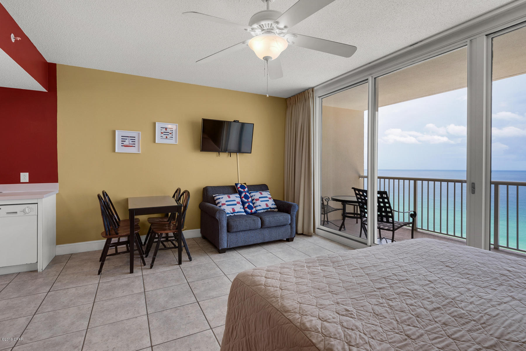 Majestic Beach Tower I - Residential