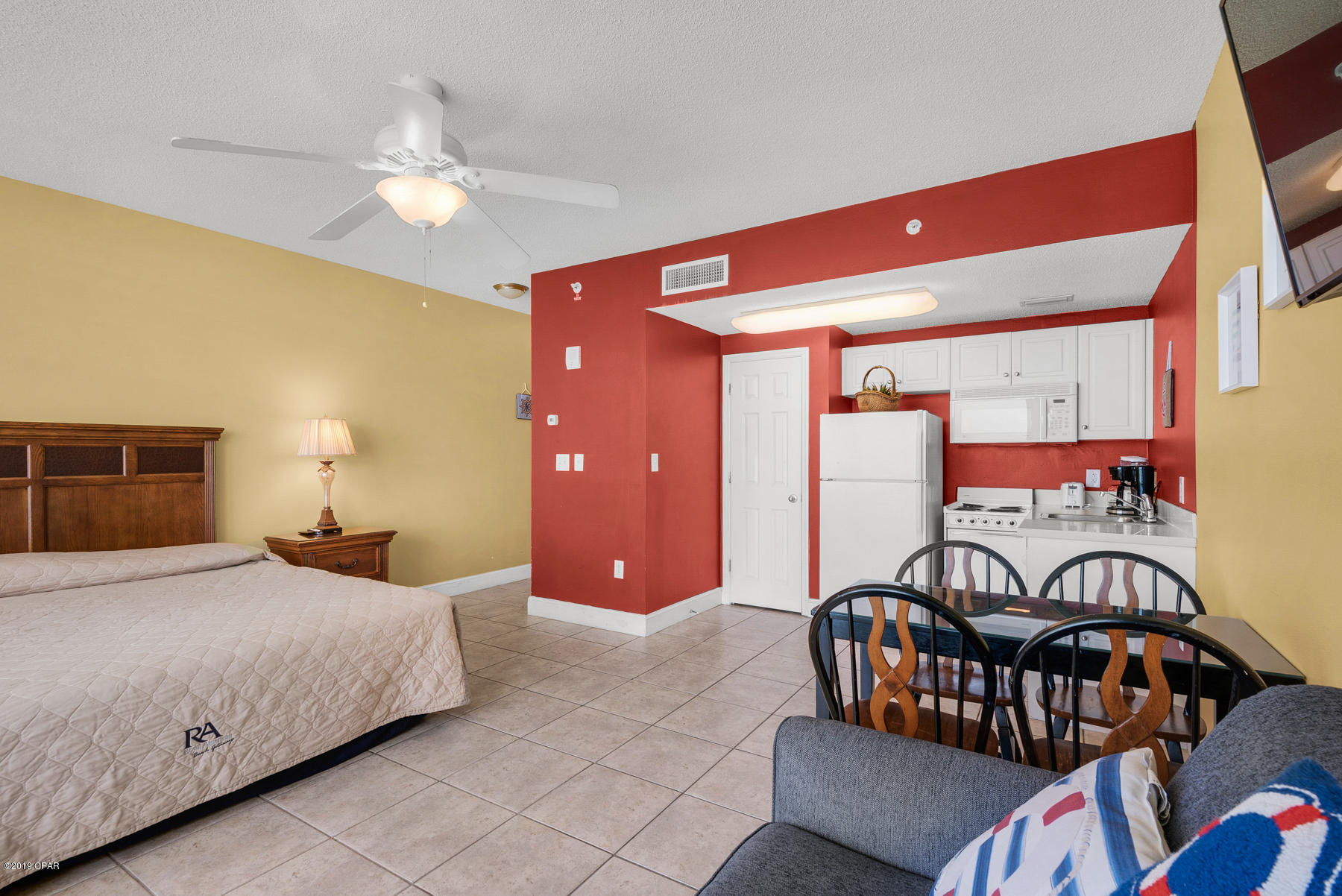 Majestic Beach Tower I - Residential