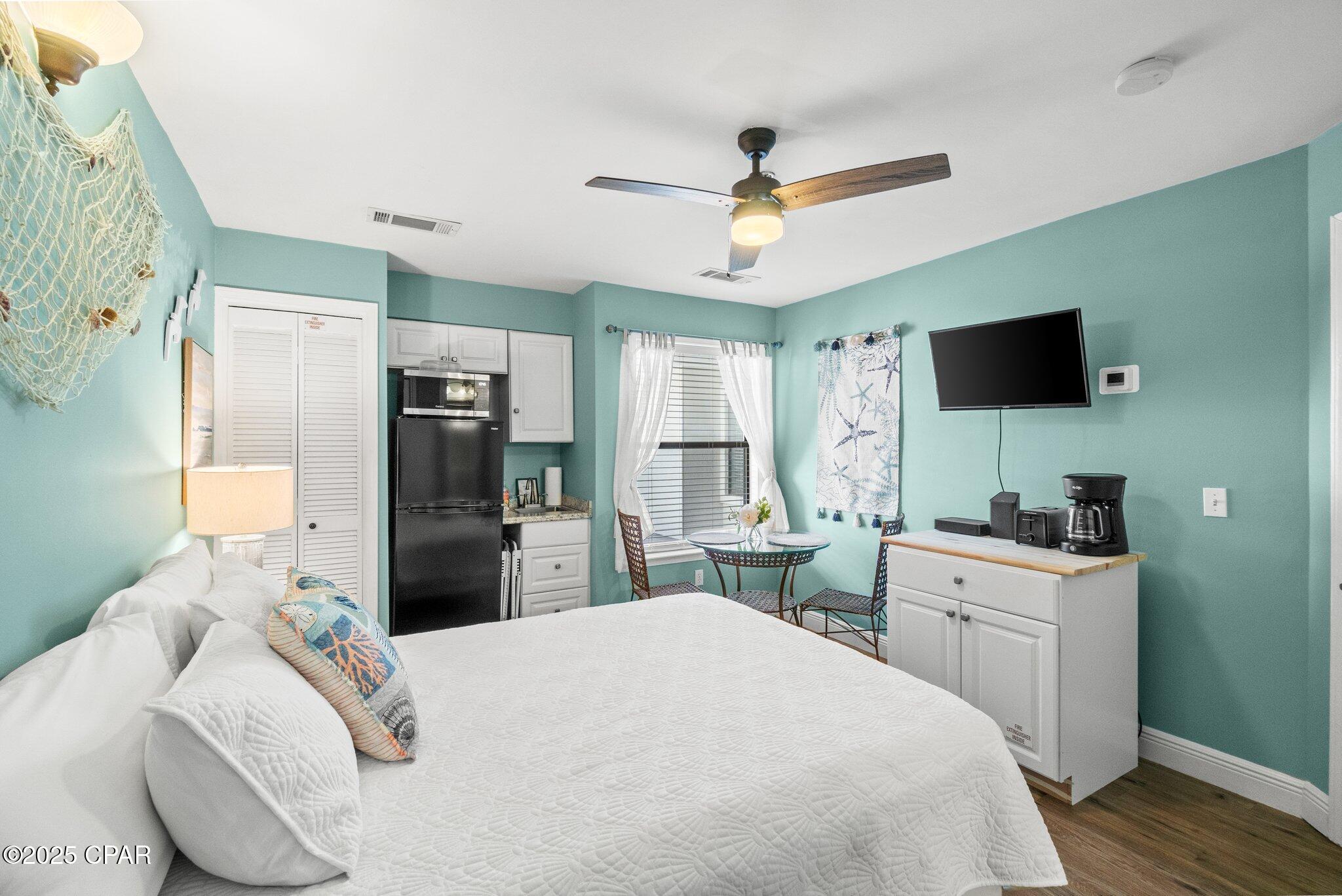 Plazas Of St.Thomas I - Residential Lease