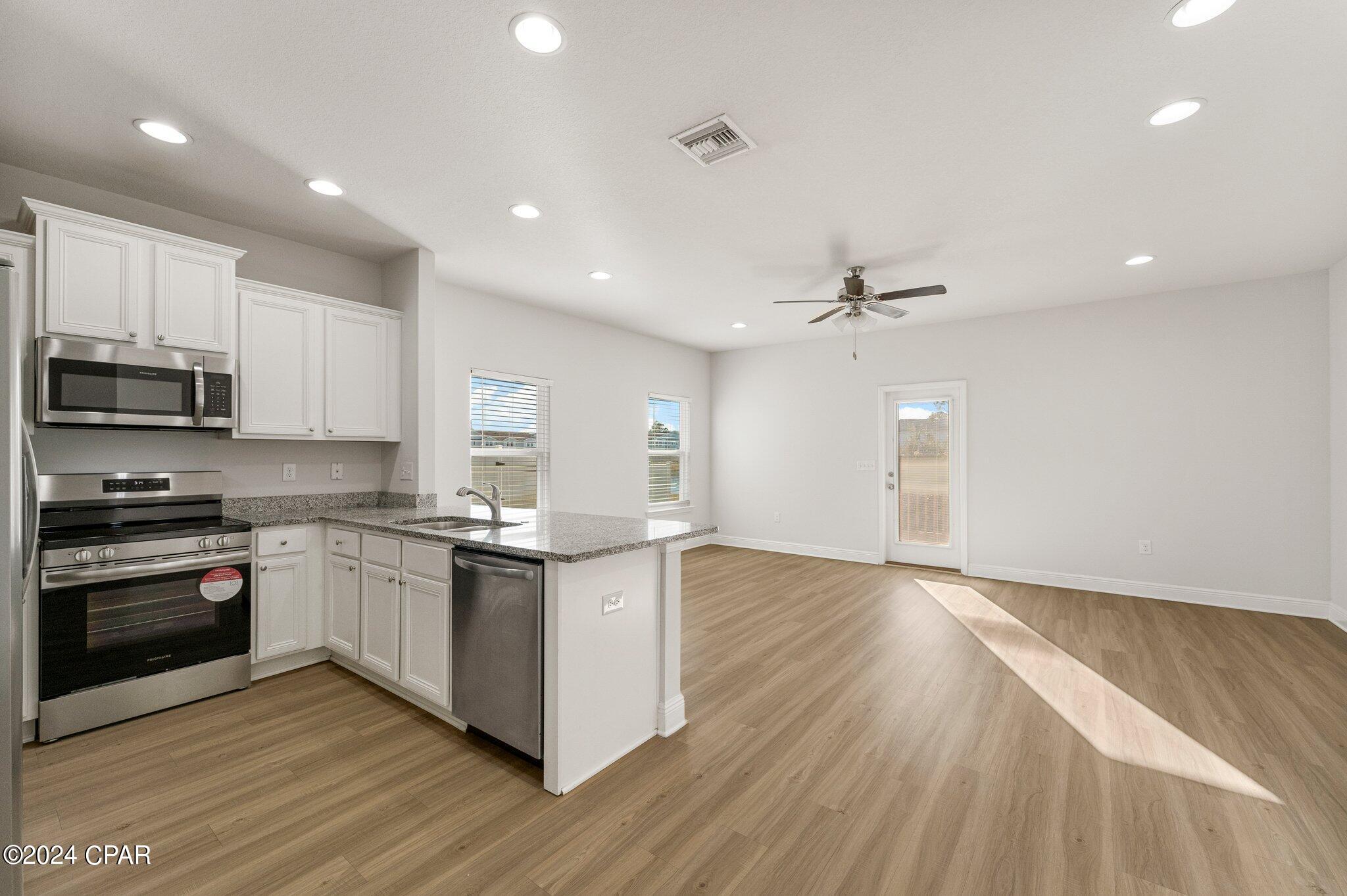 Hathaway Townhomes - Residential