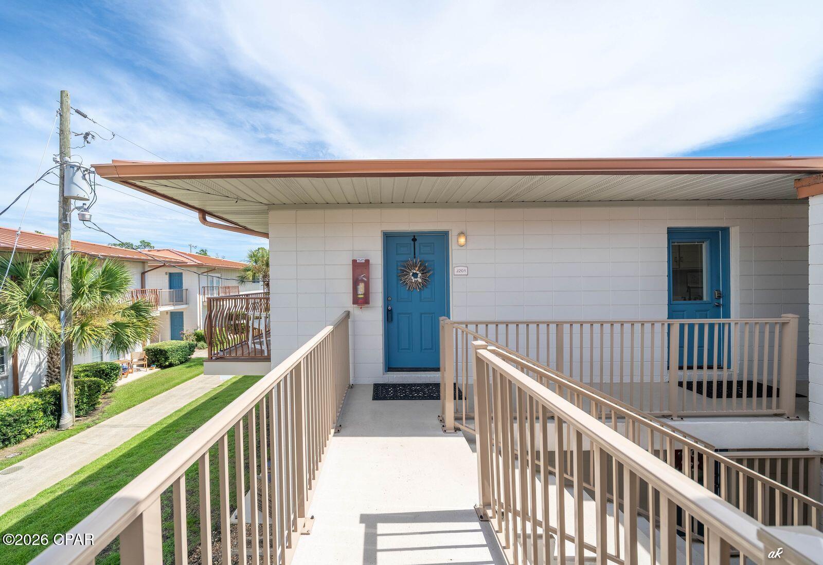 2100 W Beach Drive J201