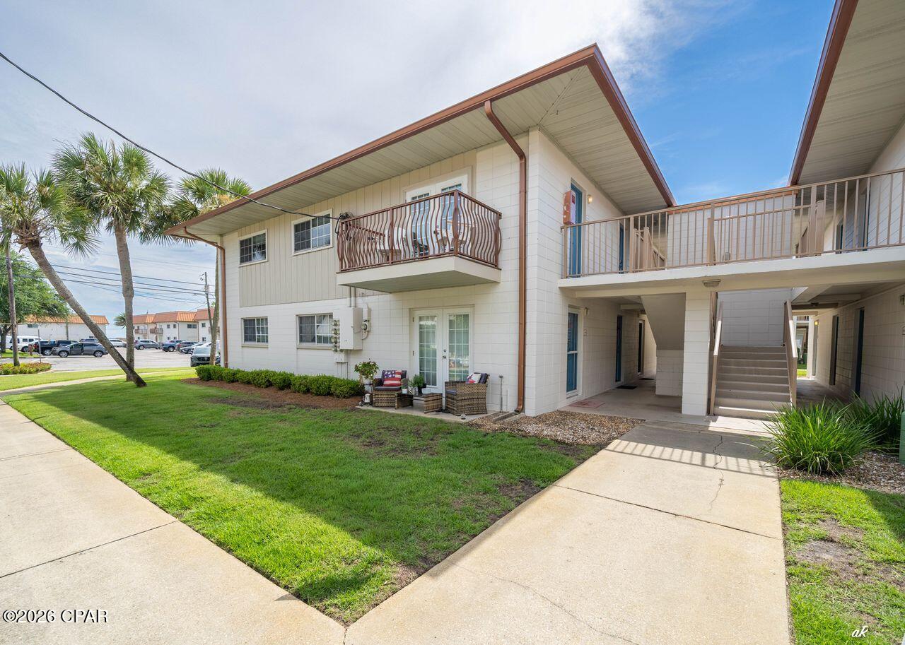 2100 W Beach Drive J201