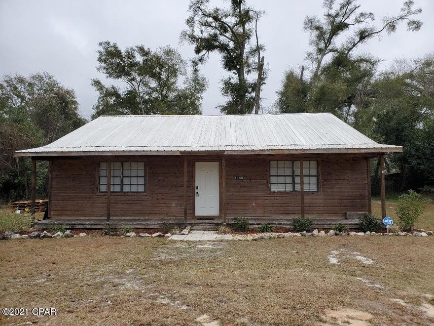 ''CURRENTLY UNDER CONTRACT, SELLER ACCEPTING BACKUP OFFERS'' Newly remodeled 3/1 conveniently located in the city limits of Bristol. Home has fresh paint on textured walls, all new ceiling fans/fixtures, and vinyl/ laminate flooring throughout. This house features a spacious open living and dining area with neutral colors. Step out of the huge laundry room into a nice back yard with much potential! T Make your appointment today!