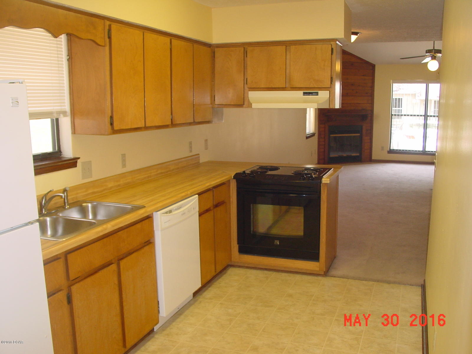 [No Recorded Subdiv] - Residential Lease