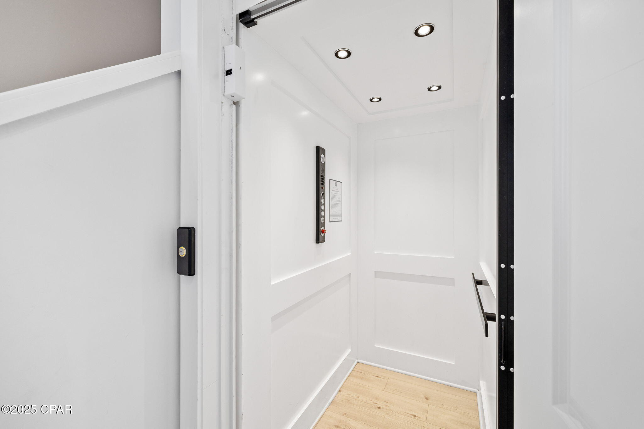 Villa Del Sol - Residential