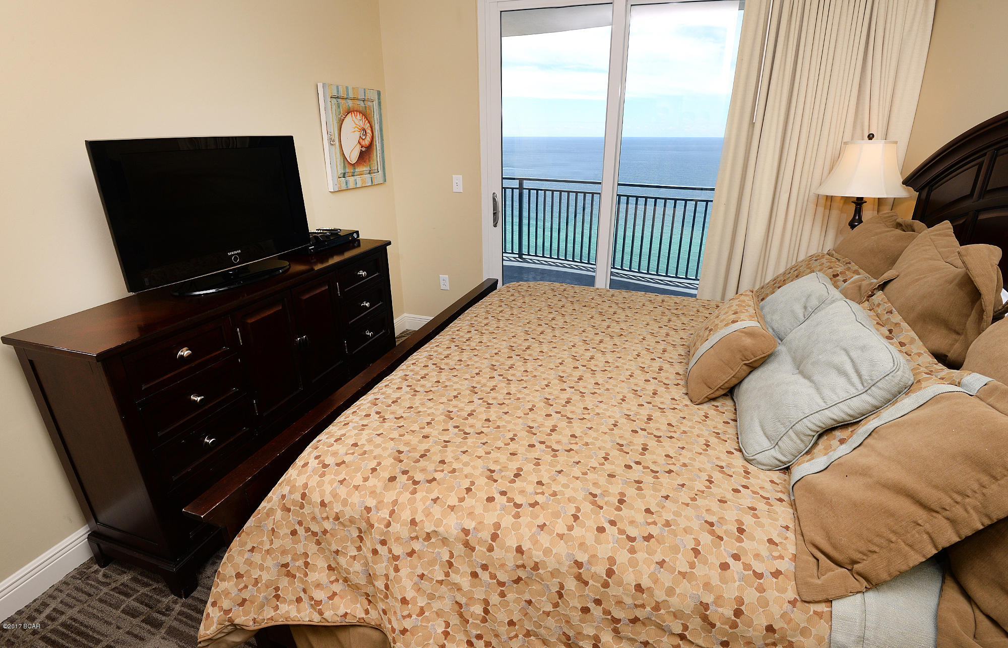 Sterling Breeze - Residential