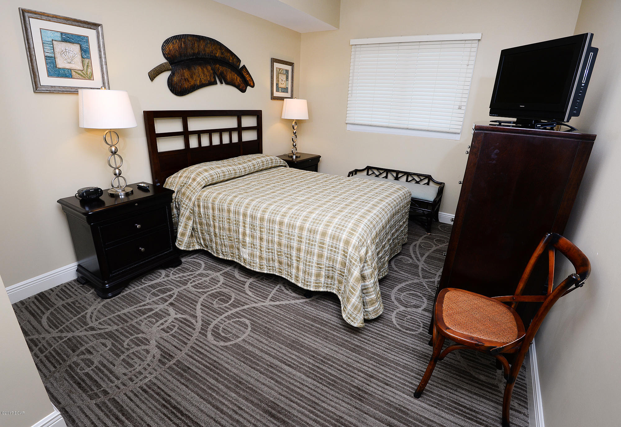 Sterling Breeze - Residential