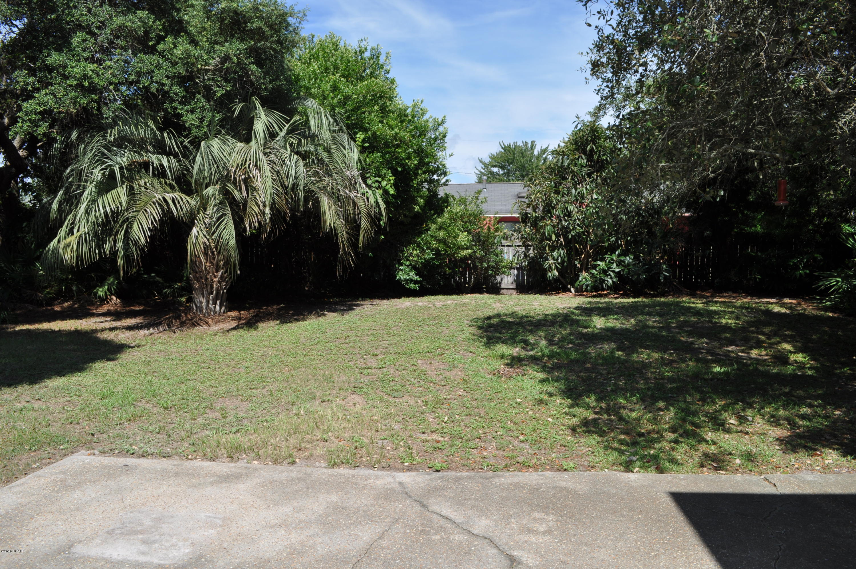 North Lagoon Oaks 3rd - Residential