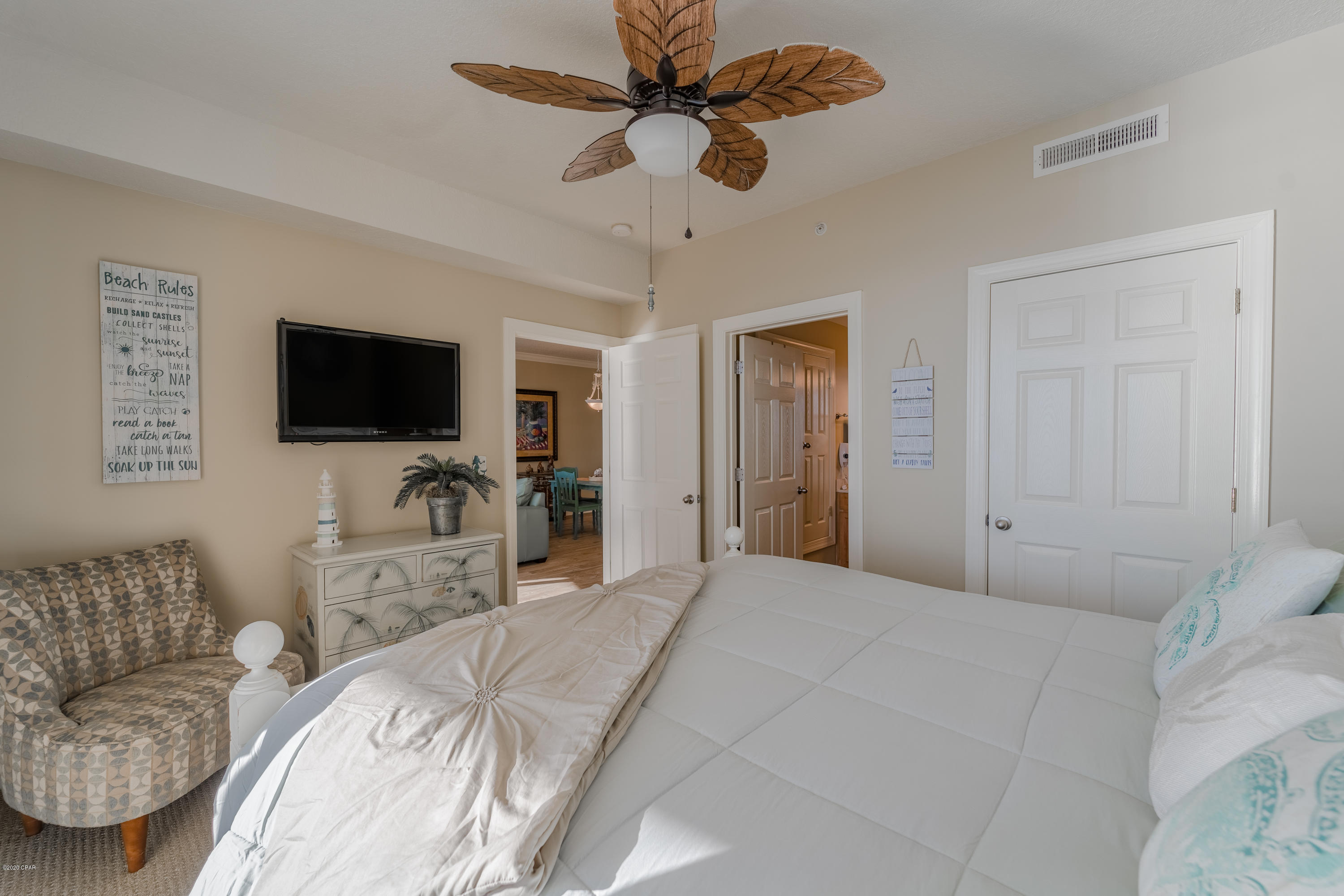 Emerald Isle - Residential