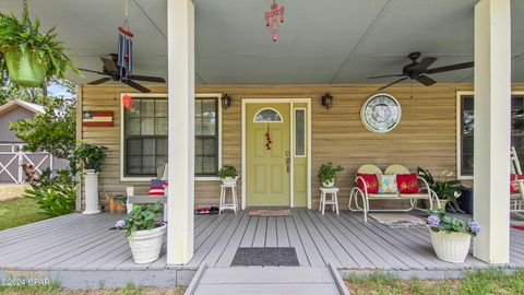 A home in Chipley