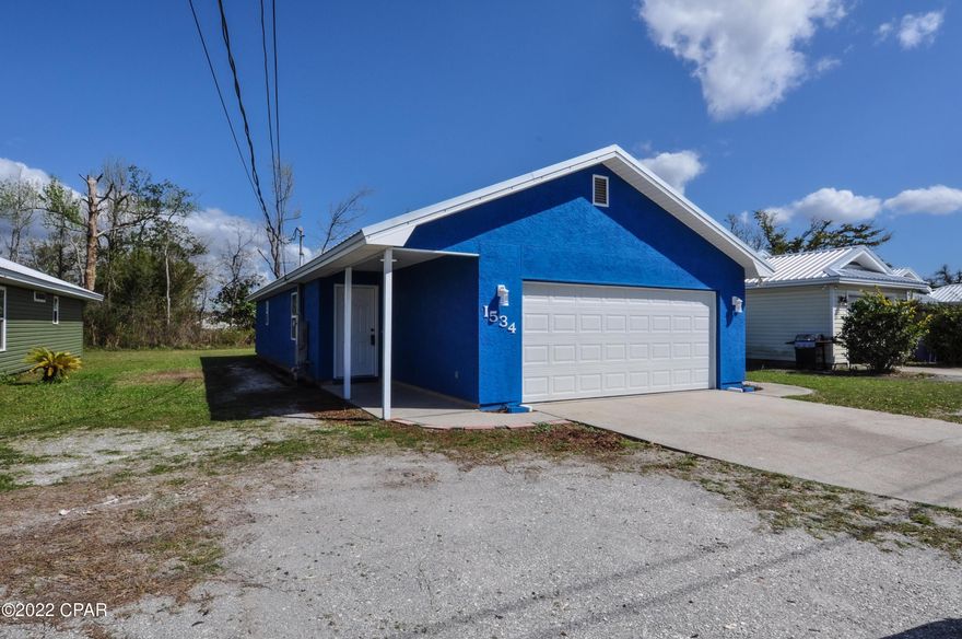 CURRENTLY UNDER CONTRACT, SELLER ACCEPTING BACKUP OFFERS. Practically brand new home! This 3BR/2BA home has as 2.5 year old roof with radiant barrier to help with heating/cooling costs, new HVAC and duct system, upgraded lighting package, new ceilings, foam insulated attic, new LO-E vinyl windows, new soft-close kitchen cabinets, granite counters, new sink, stainless steel appliances, new garbage disposal, new sink/vanities in both baths, all new interior/exterior door hardware, and a brand new garage door opener.  This is a move-in ready home with all the big-ticket items taken care of.  Centrally located, you're within minutes from medical facilities, shopping, dining, parks, schools and much more.  All info is approx and must be verified by Buyers if important.