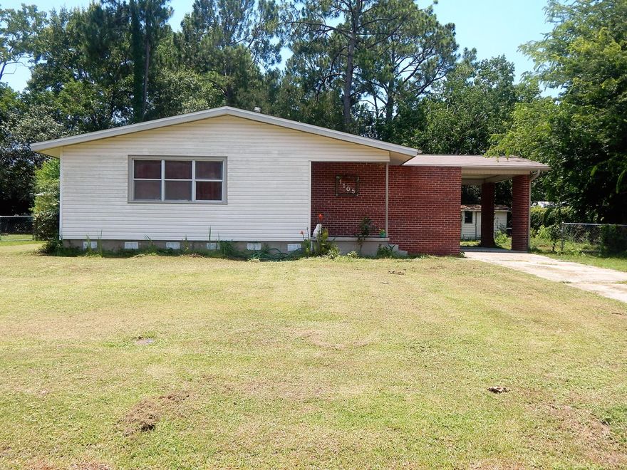 If you are looking for a centrally located home without a big price tag, look no more. This spacious home is located in desirable Forest Park near shopping, restaurants and schools. Features large kitchen that has been recently remodeled with lots of cabinets and counter space. Hardwood floors, large bedrooms, large yard, storage shed and new roof in 2014. Make your appointment to see this home today.