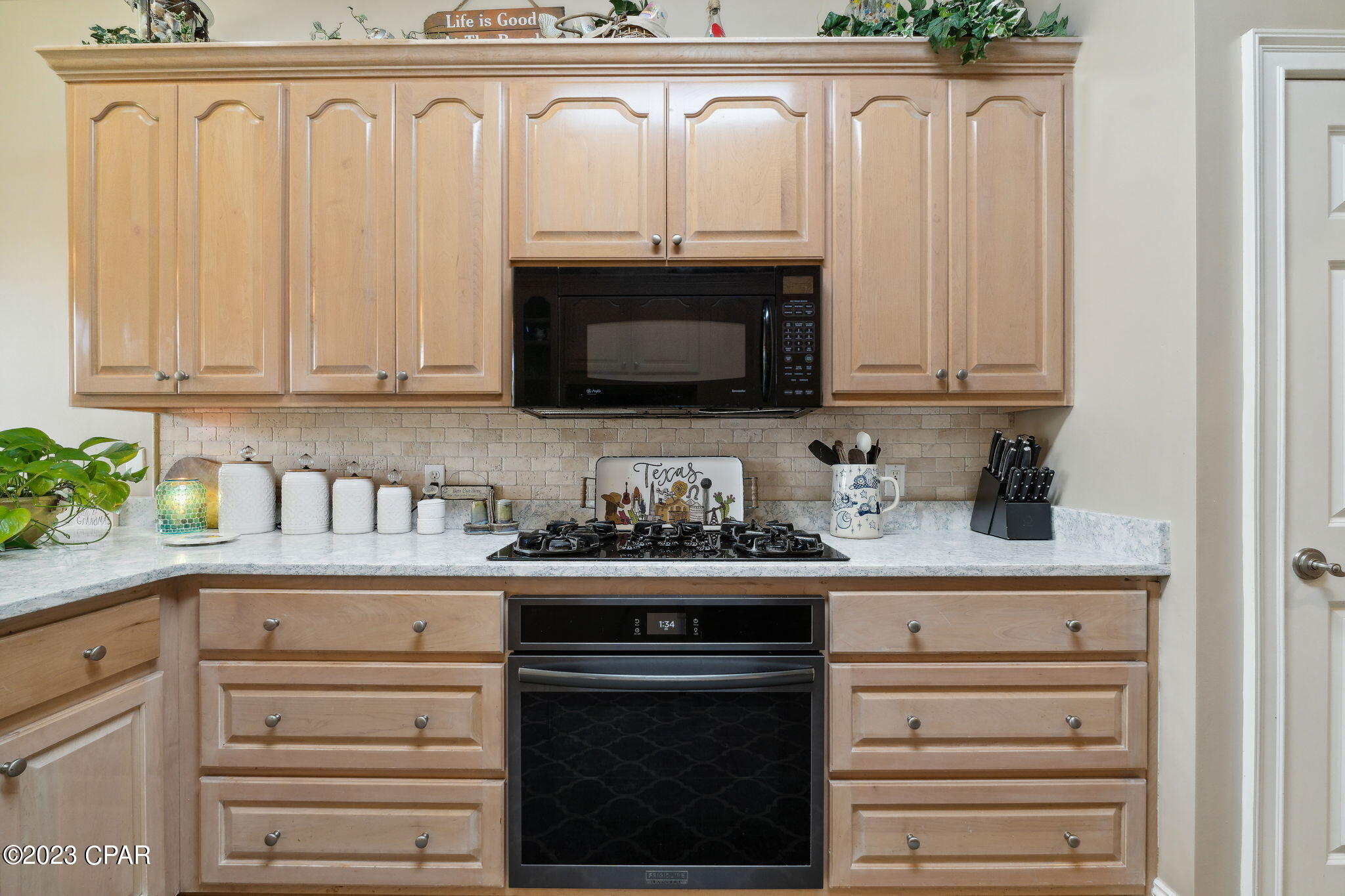 Pelican Bay - Residential