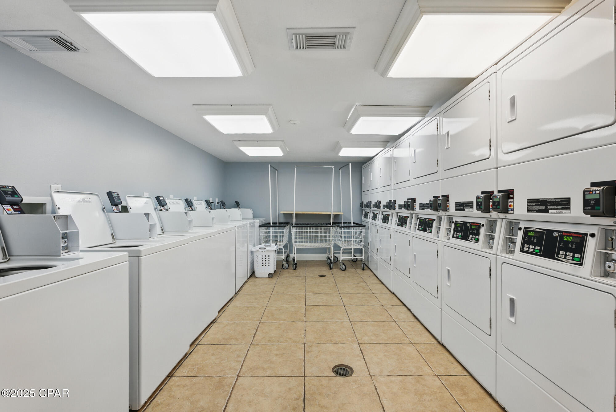 Island Echo - Residential