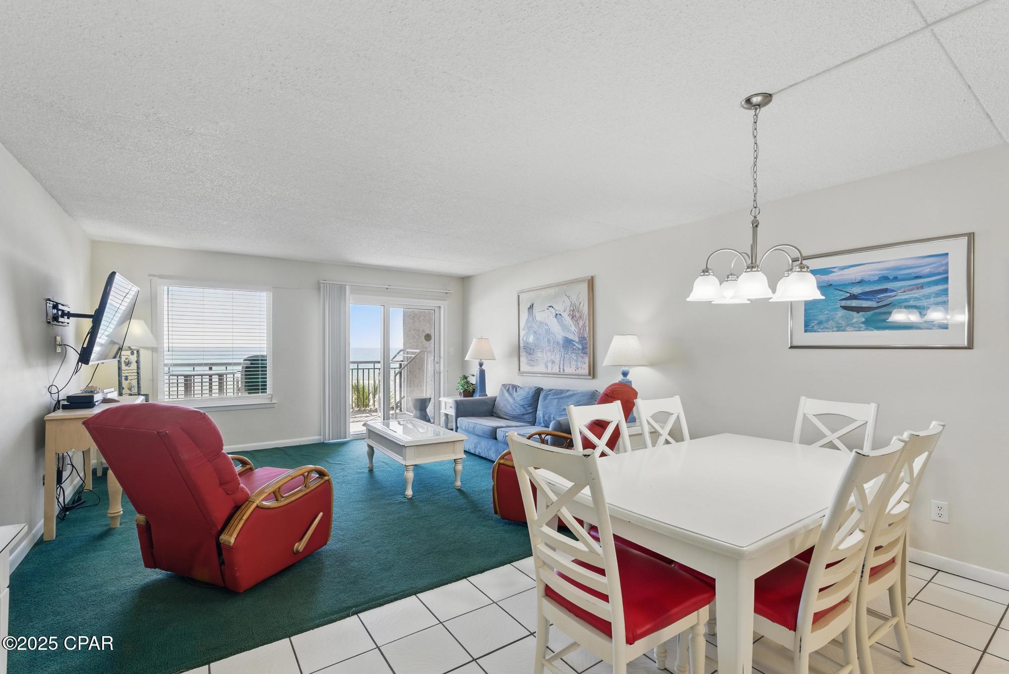 Island Echo - Residential