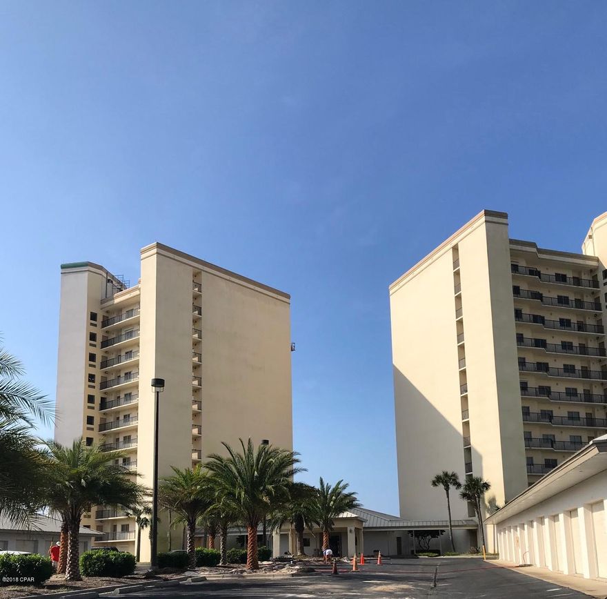 CURRENTLY UNDER CONTRACT, SELLER ACCEPTING BACKUP OFFERS.  Non-rental GULF FRONT condominium is being sold FULLY FURNISHED! Located in a gated non-rental condo development with

secured elevator lobby. On-site HOA office. Each unit comes with a single garage. Two pools overlooking the private beach! This development

was constructed with primary residential non-rental living in mind. Over sized closets. Lots of storage. Original owner. Unit is in need of updates

and is priced accordingly. Buyer to verify all data, details and information important to them.