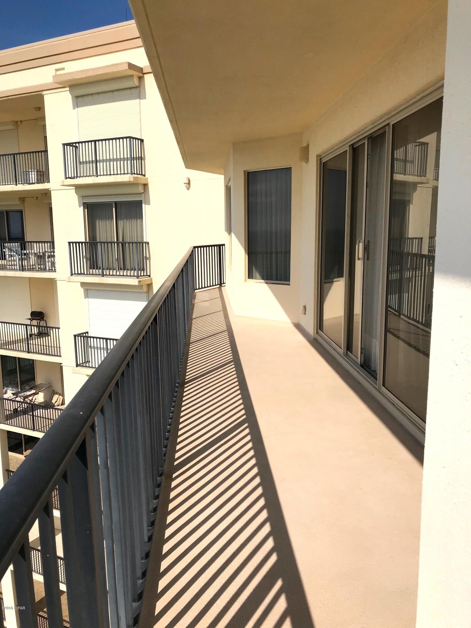 Summerwinds Condo - Residential