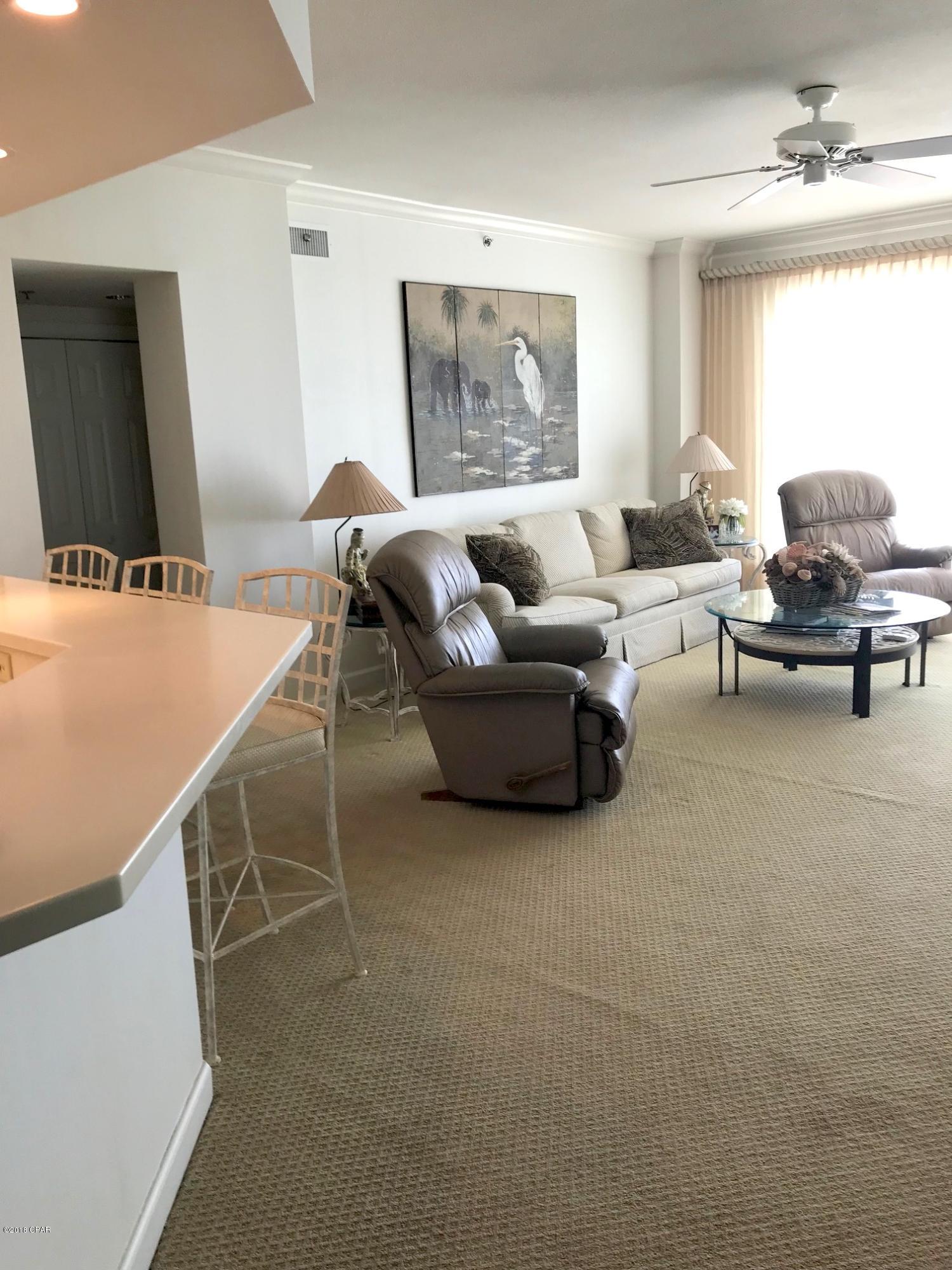 Summerwinds Condo - Residential