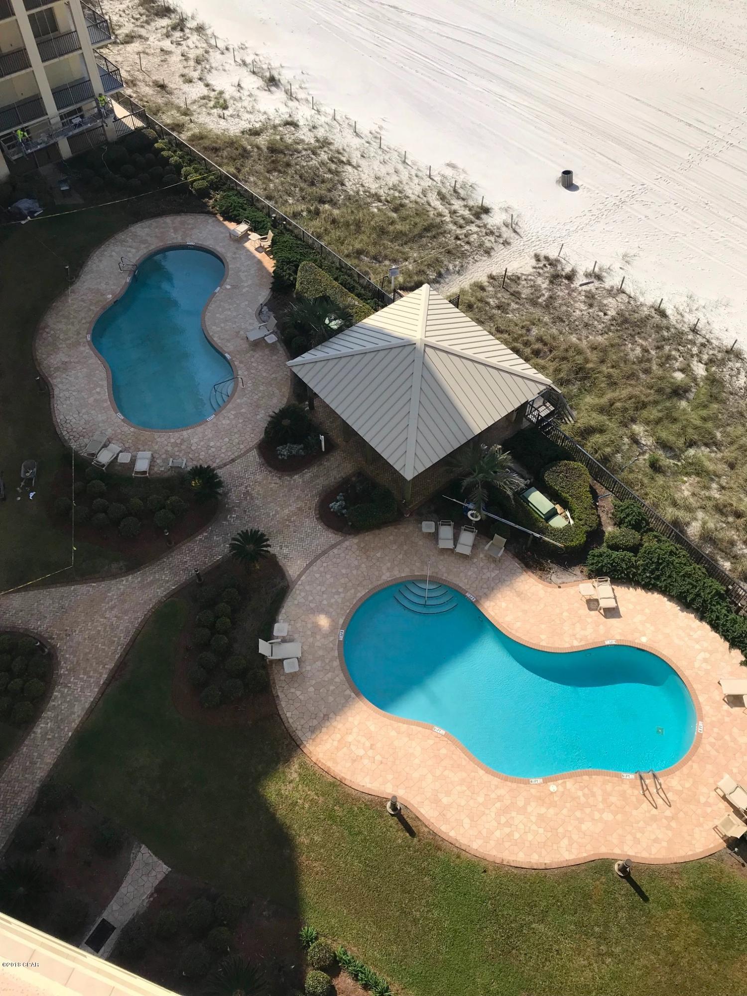 Summerwinds Condo - Residential