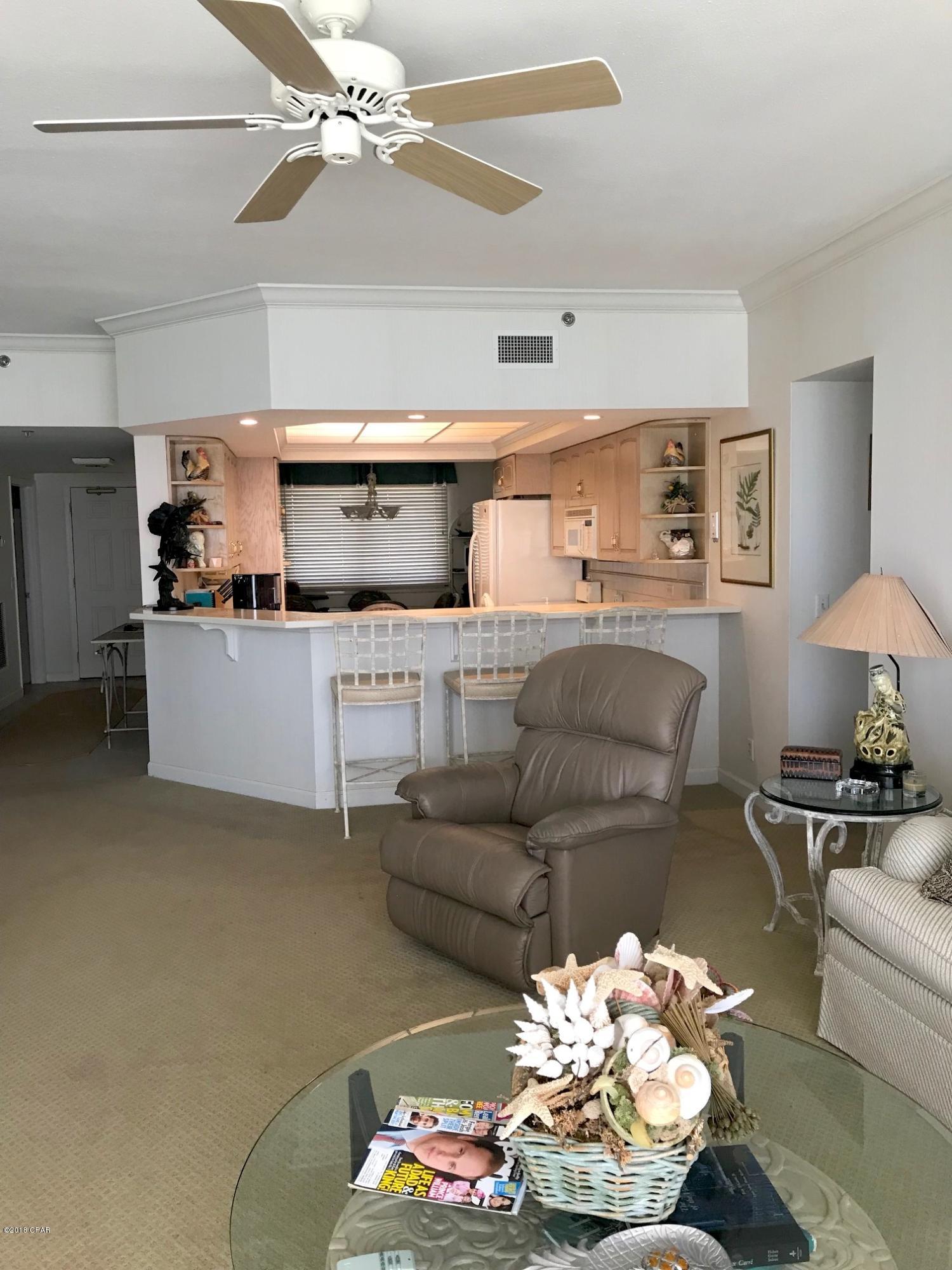 Summerwinds Condo - Residential