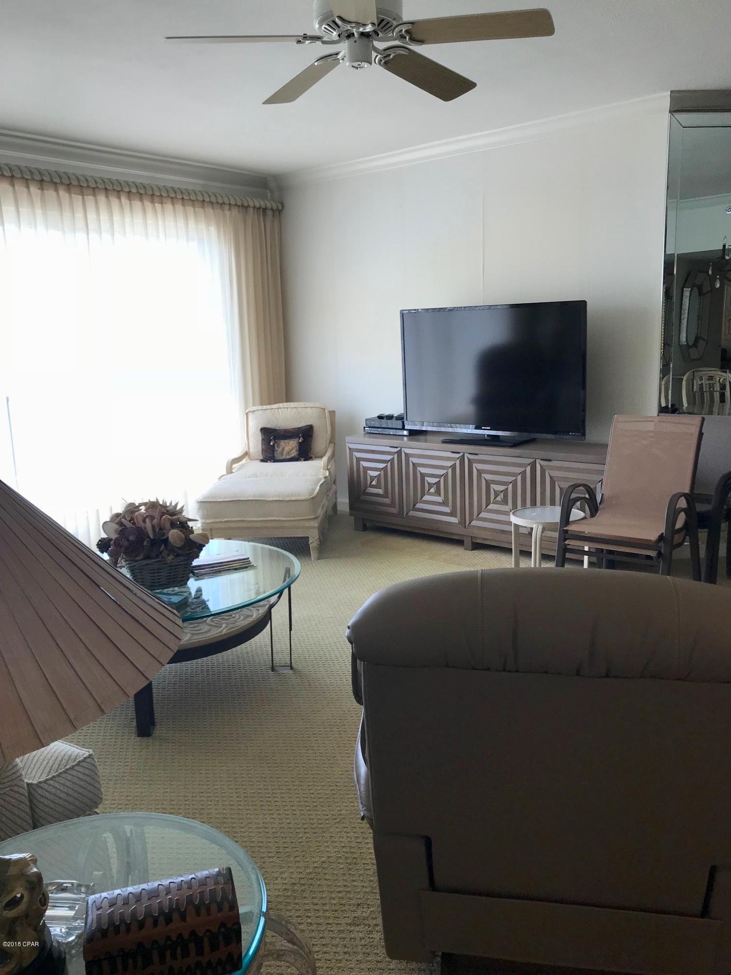 Summerwinds Condo - Residential