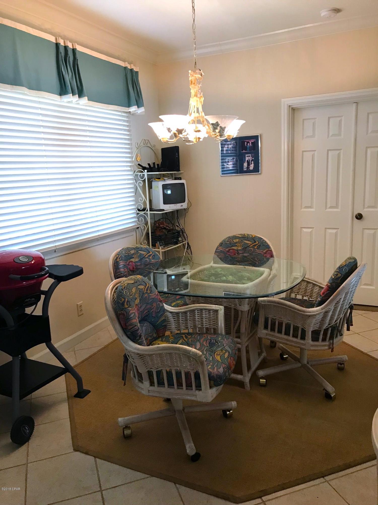 Summerwinds Condo - Residential