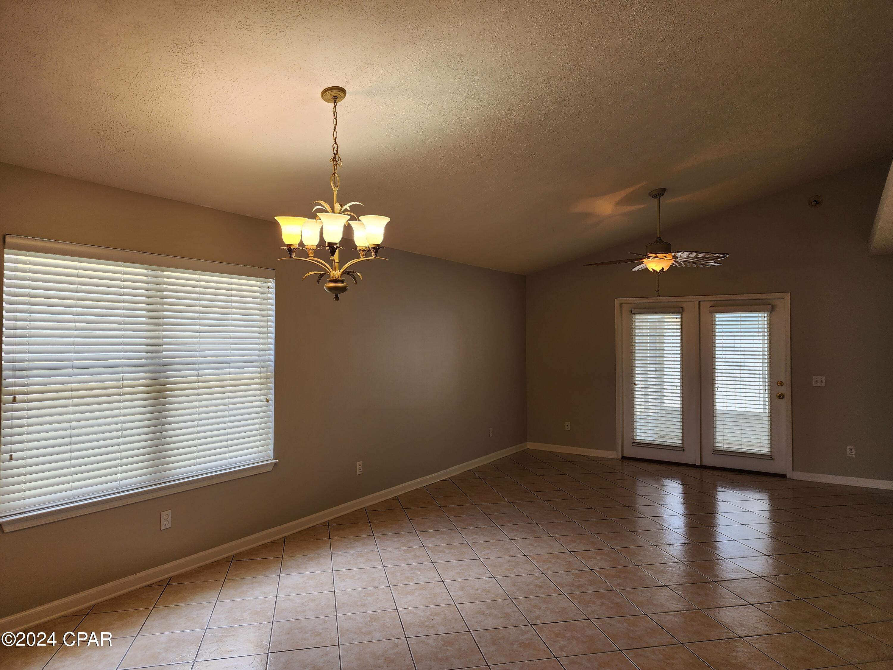 Palm Cove - Residential Lease