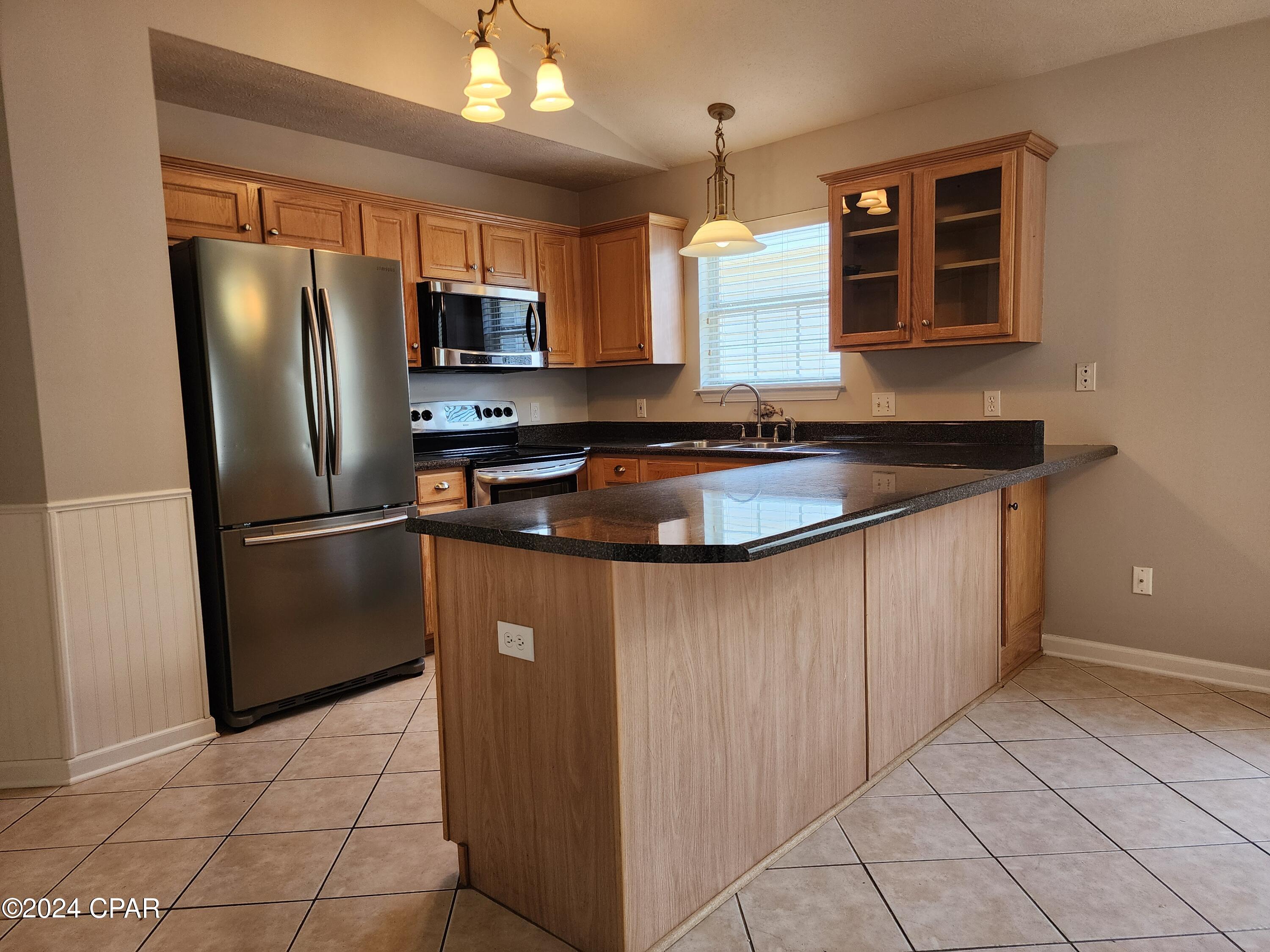 Palm Cove - Residential Lease