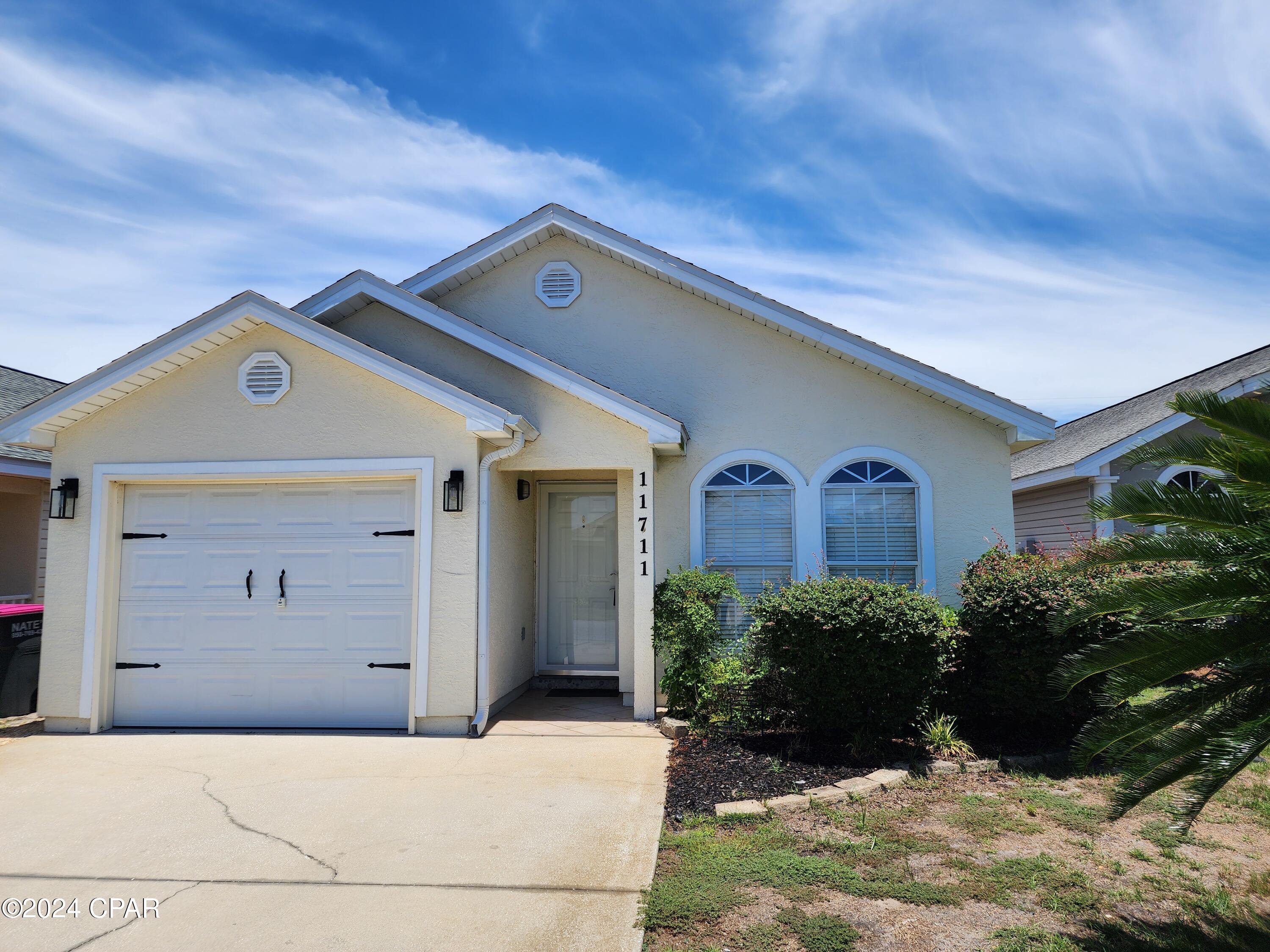 Palm Cove - Residential Lease