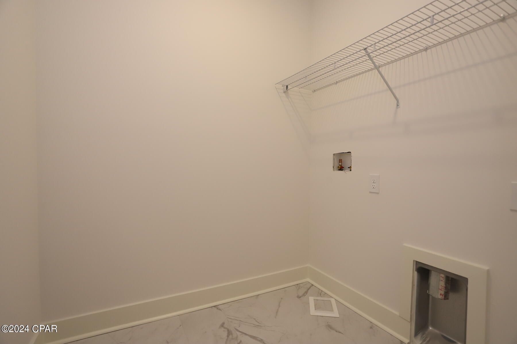 Panama City Beach, Florida 32407, United States, 4 Bedrooms Bedrooms, ,3 BathroomsBathrooms,Residential,Pending,54131