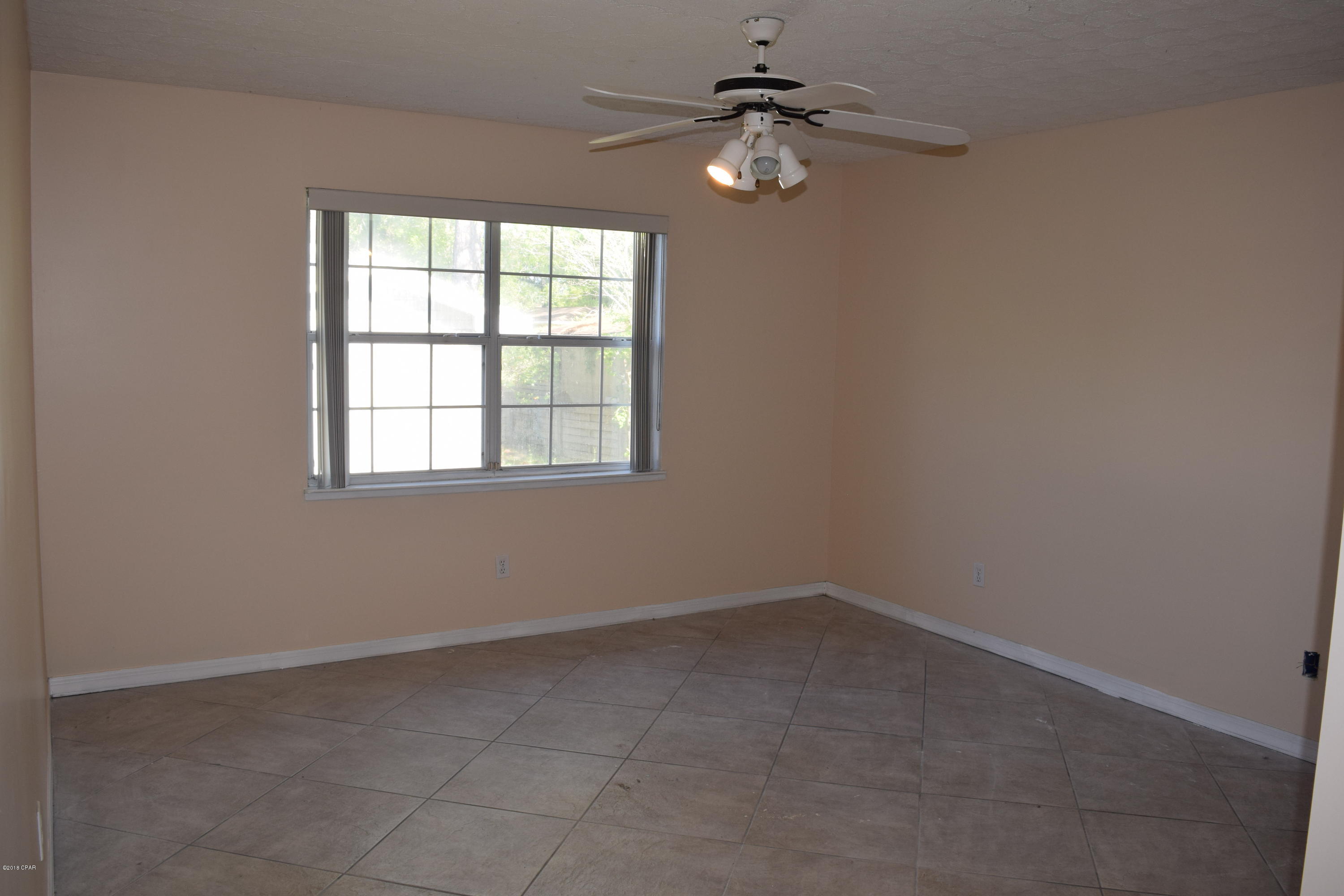 Baywood Shores Est Unit 4 - Residential