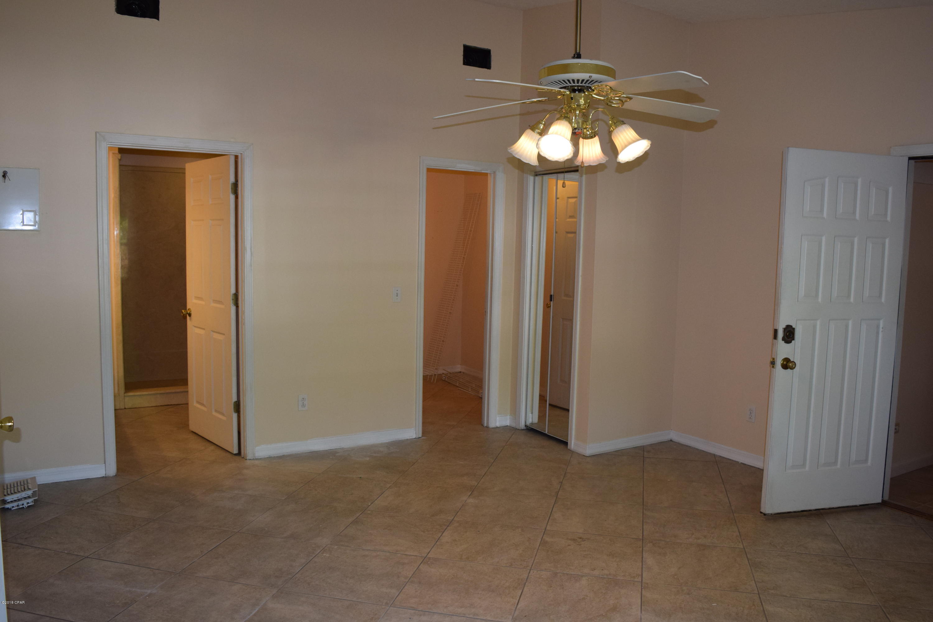 Baywood Shores Est Unit 4 - Residential