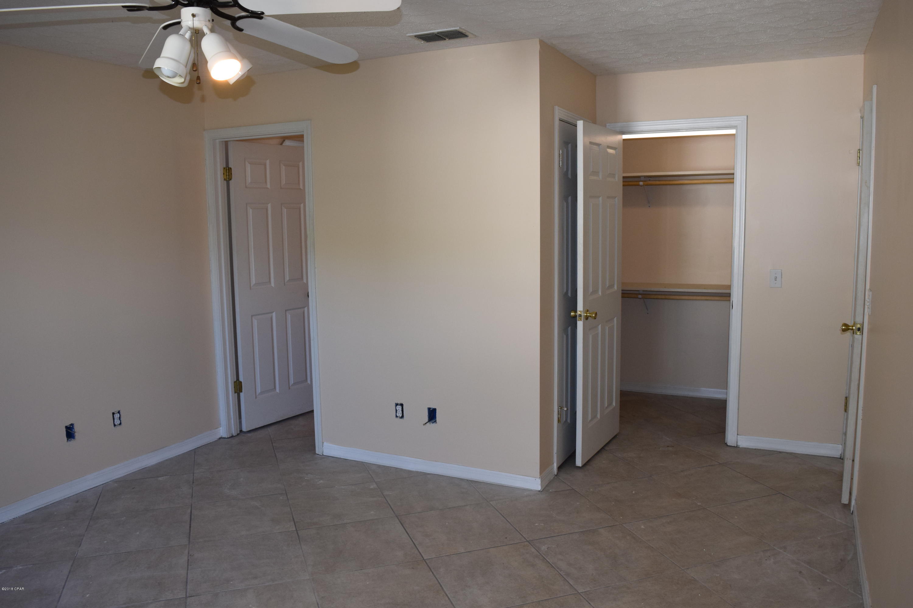 Baywood Shores Est Unit 4 - Residential