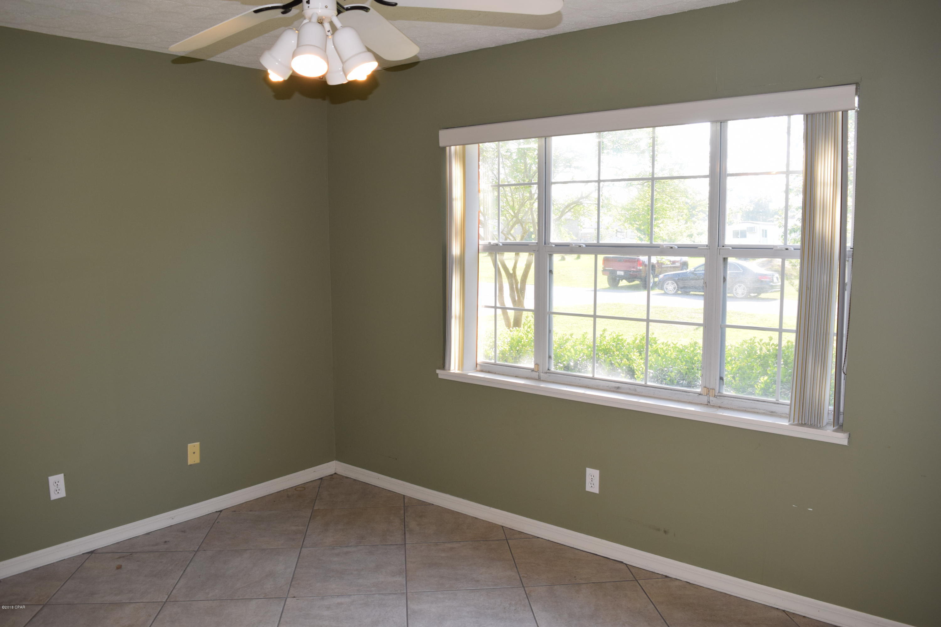 Baywood Shores Est Unit 4 - Residential