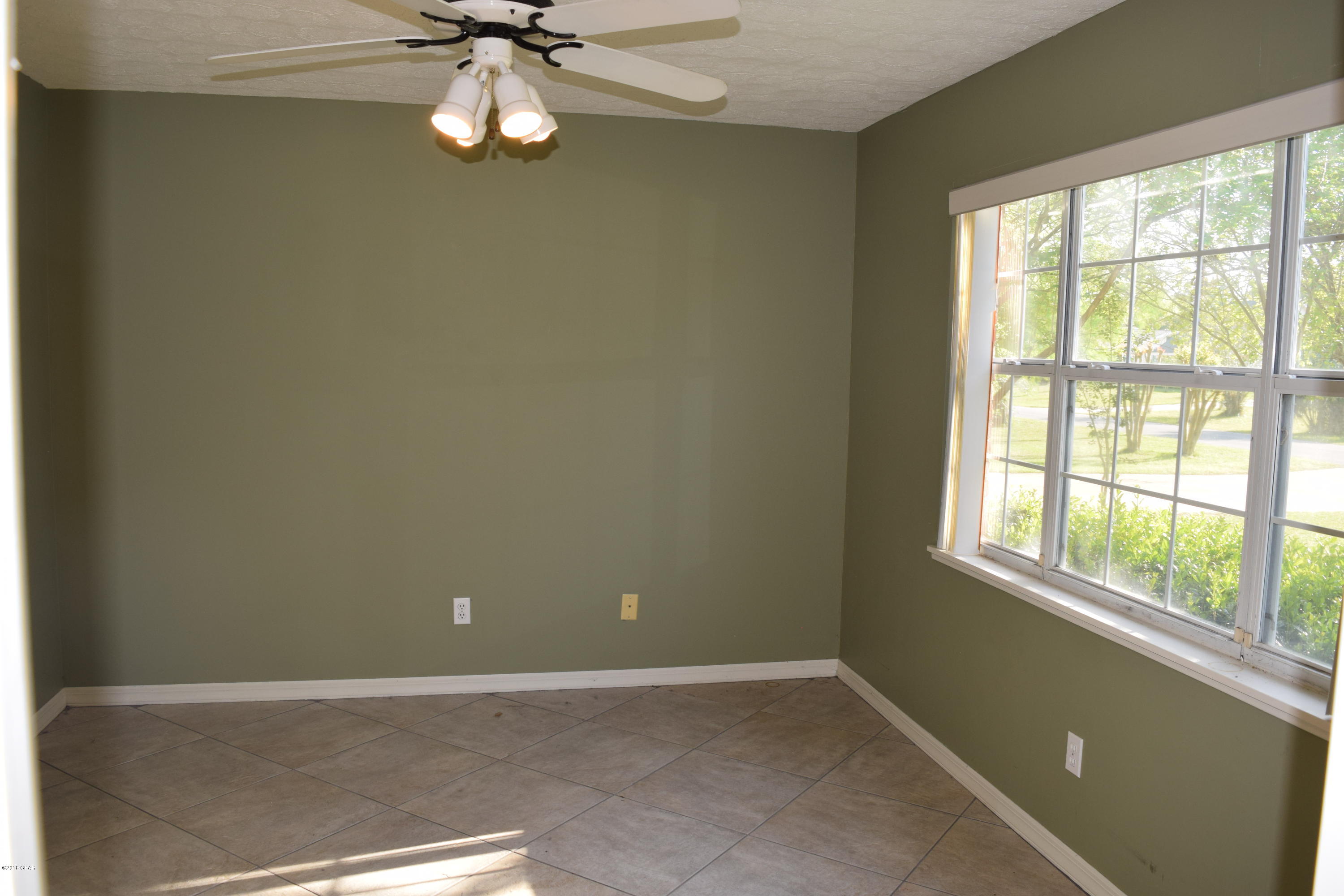 Baywood Shores Est Unit 4 - Residential