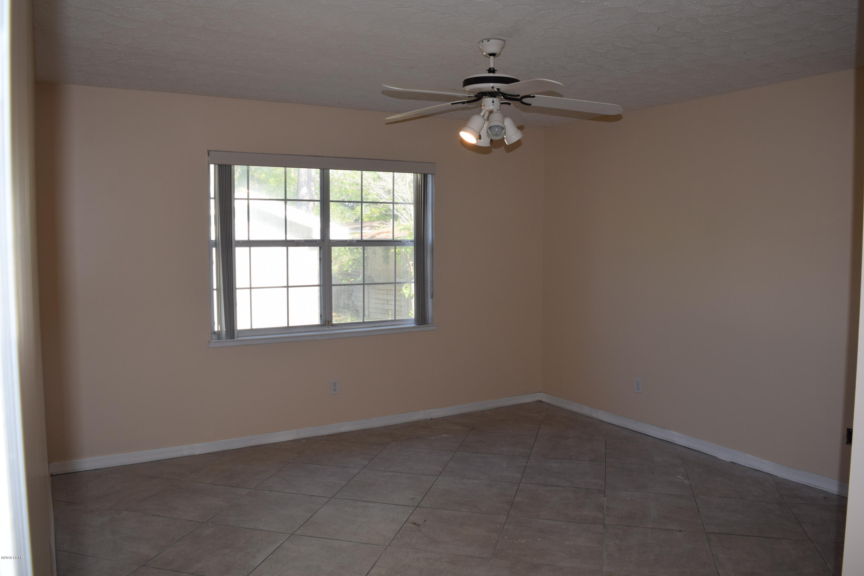 Baywood Shores Est Unit 4 - Residential