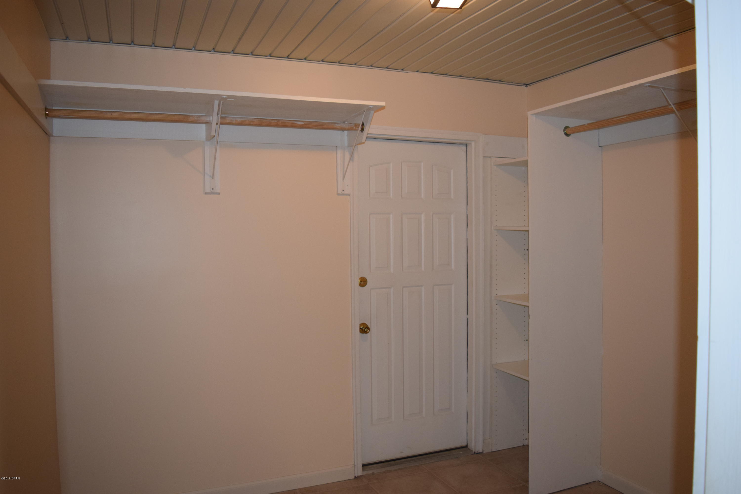 Baywood Shores Est Unit 4 - Residential