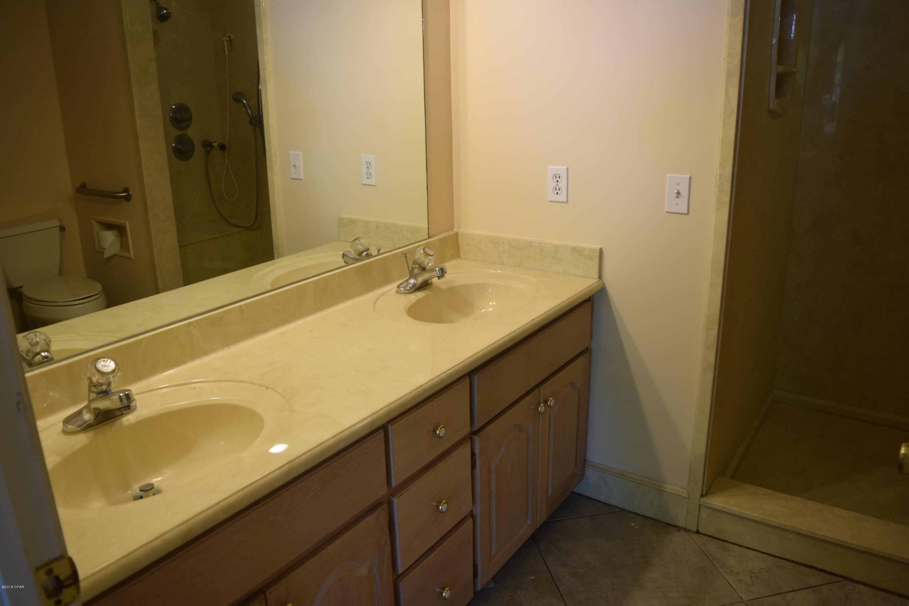 Baywood Shores Est Unit 4 - Residential