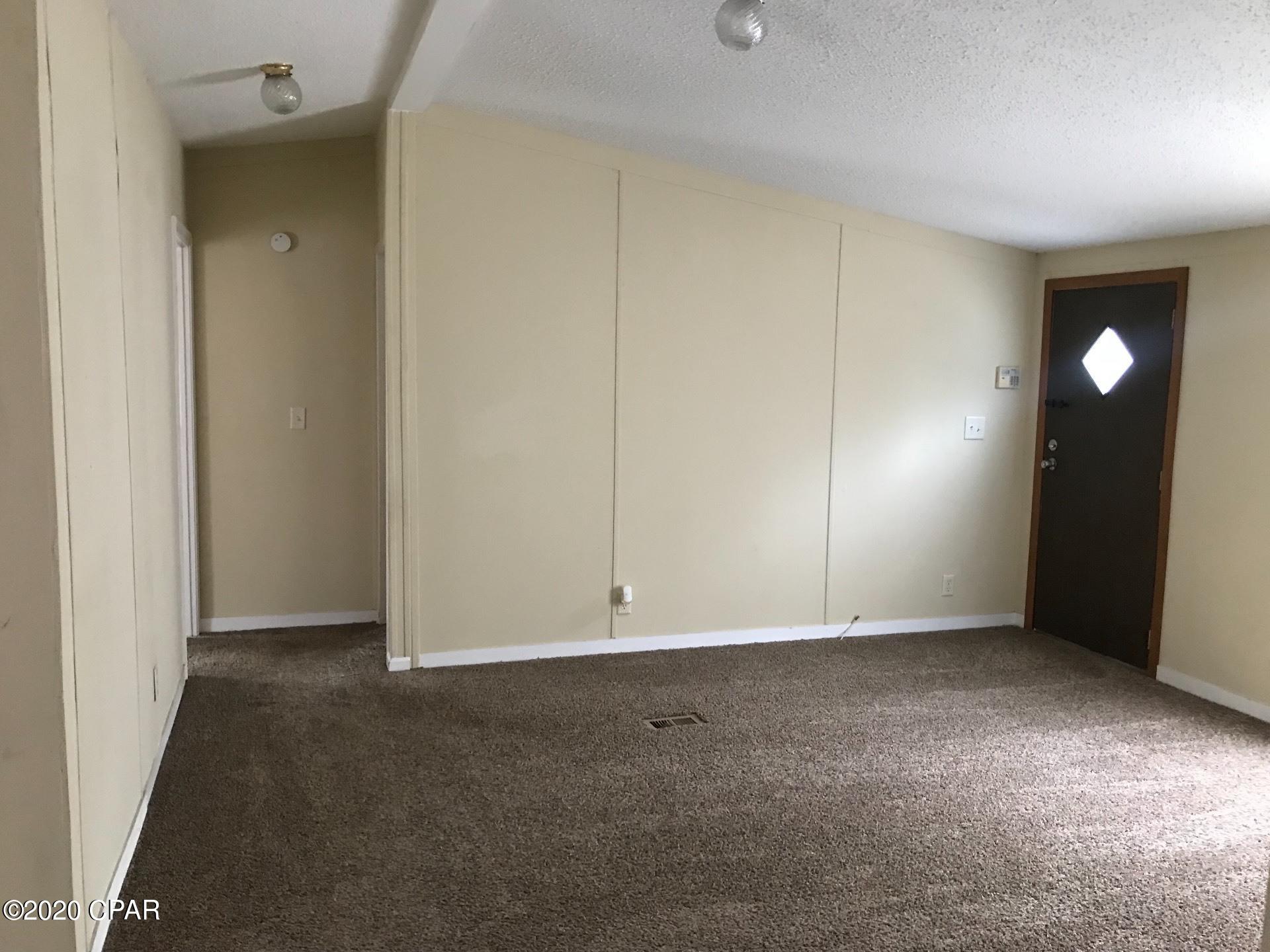 [No Recorded Subdiv] - Residential Lease